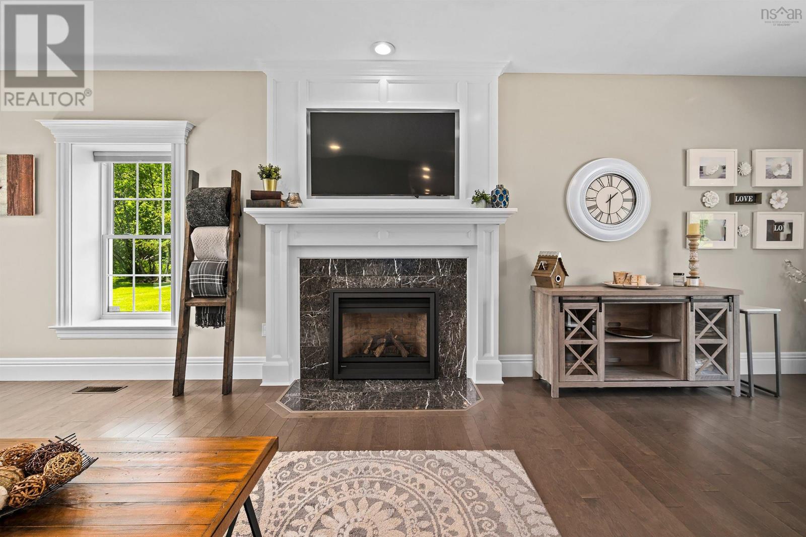 Property 20 of 50 of 13697 Highway 1