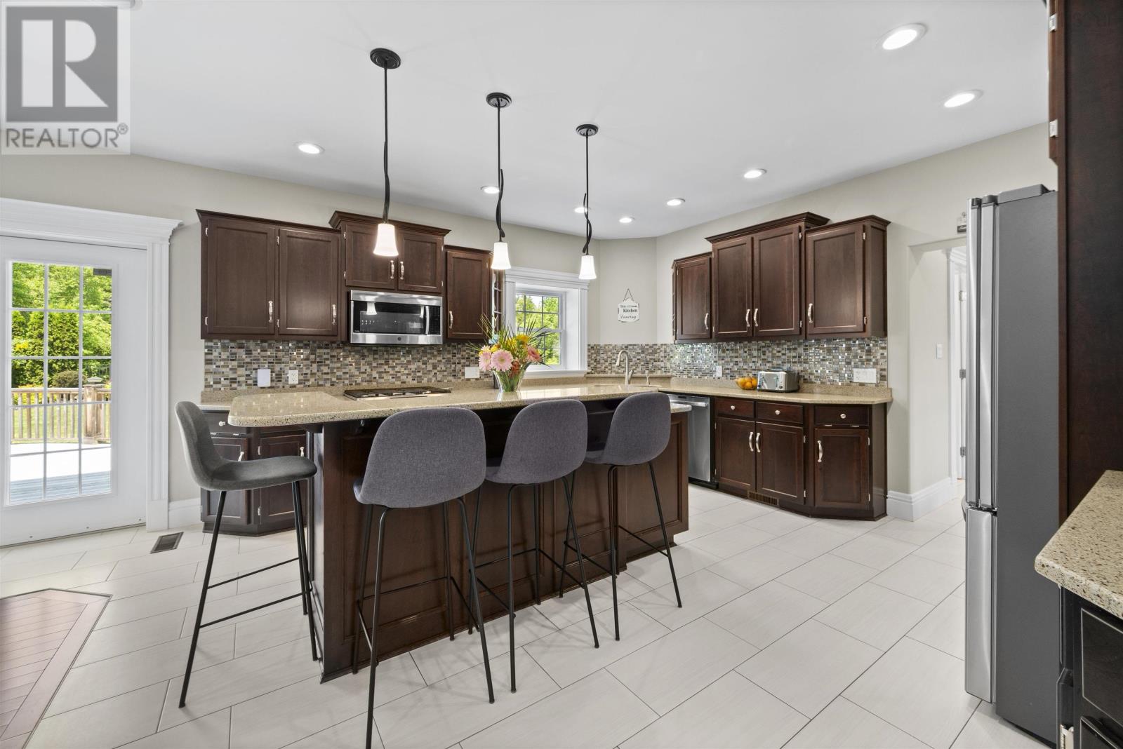 Property 5 of 50 of 13697 Highway 1