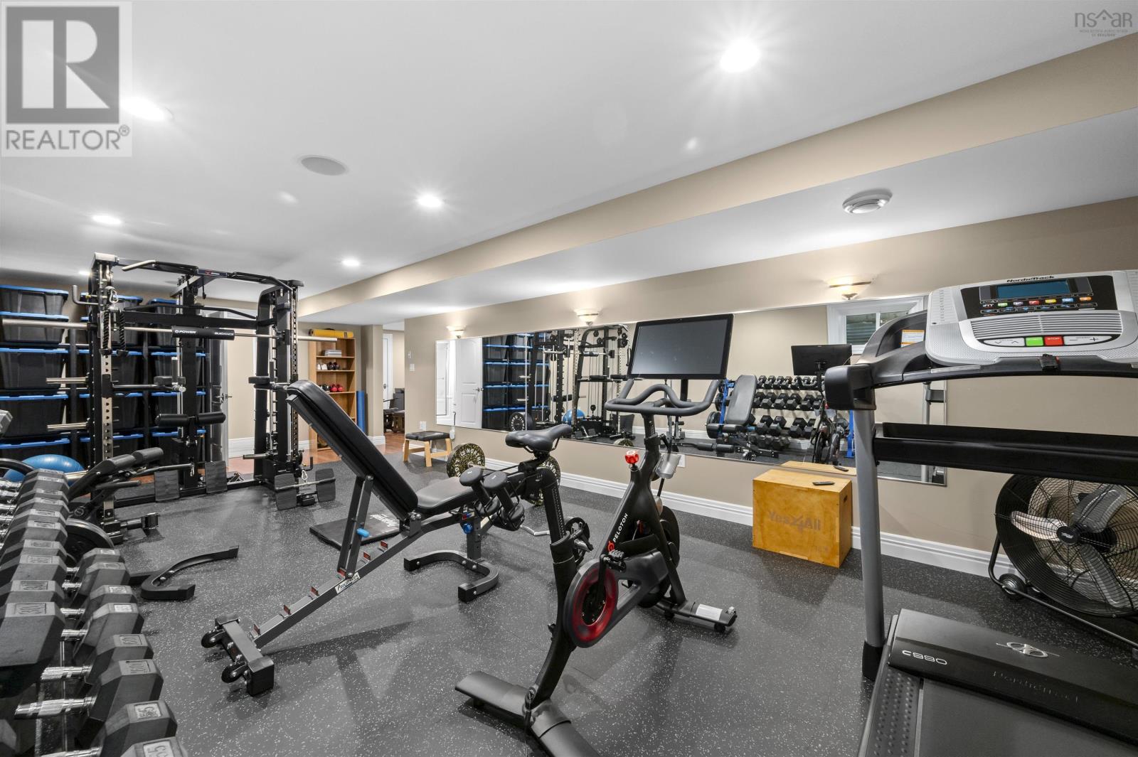 Property 38 of 50 of 13697 Highway 1