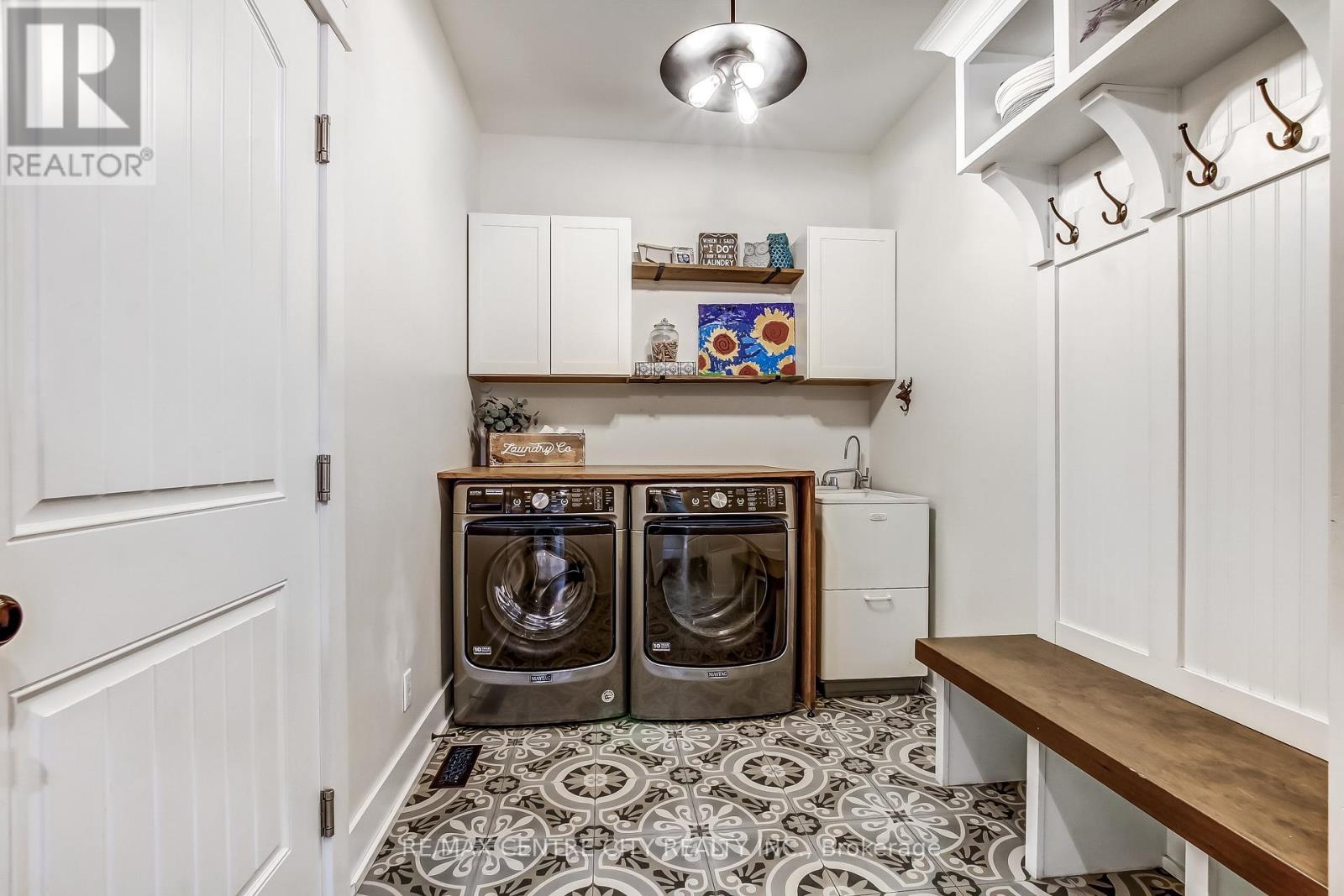 2200 SPRINGRIDGE DRIVE - 5