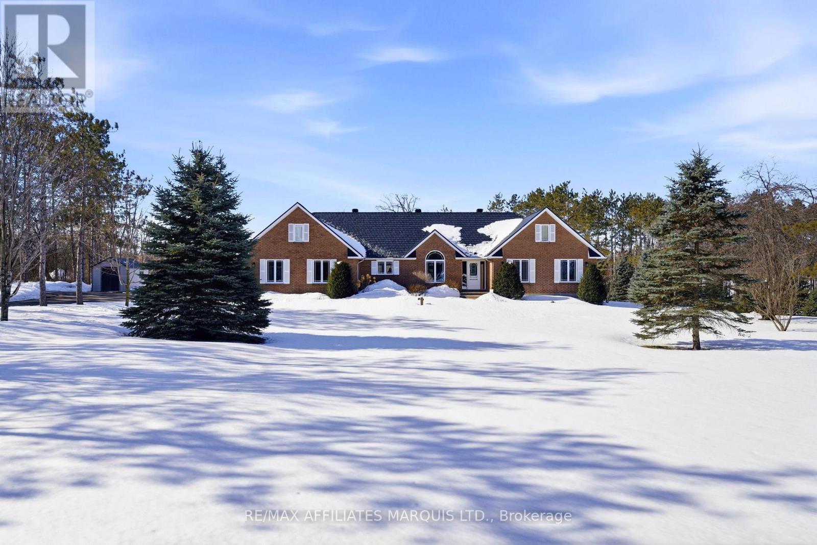 5650 PINESTONE DRIVE, South Glengarry, Ontario