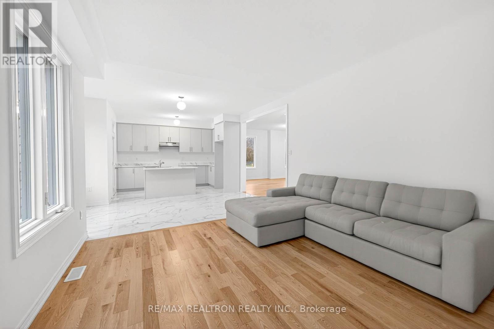 1 WAKEFIELD BOULEVARD - 12