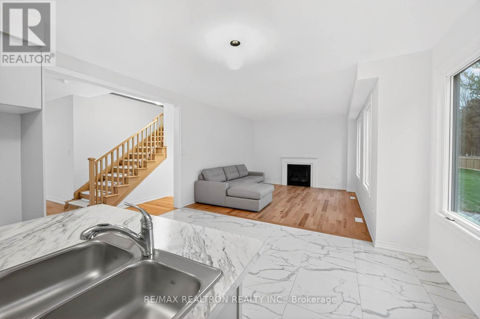 1 WAKEFIELD BOULEVARD - 19