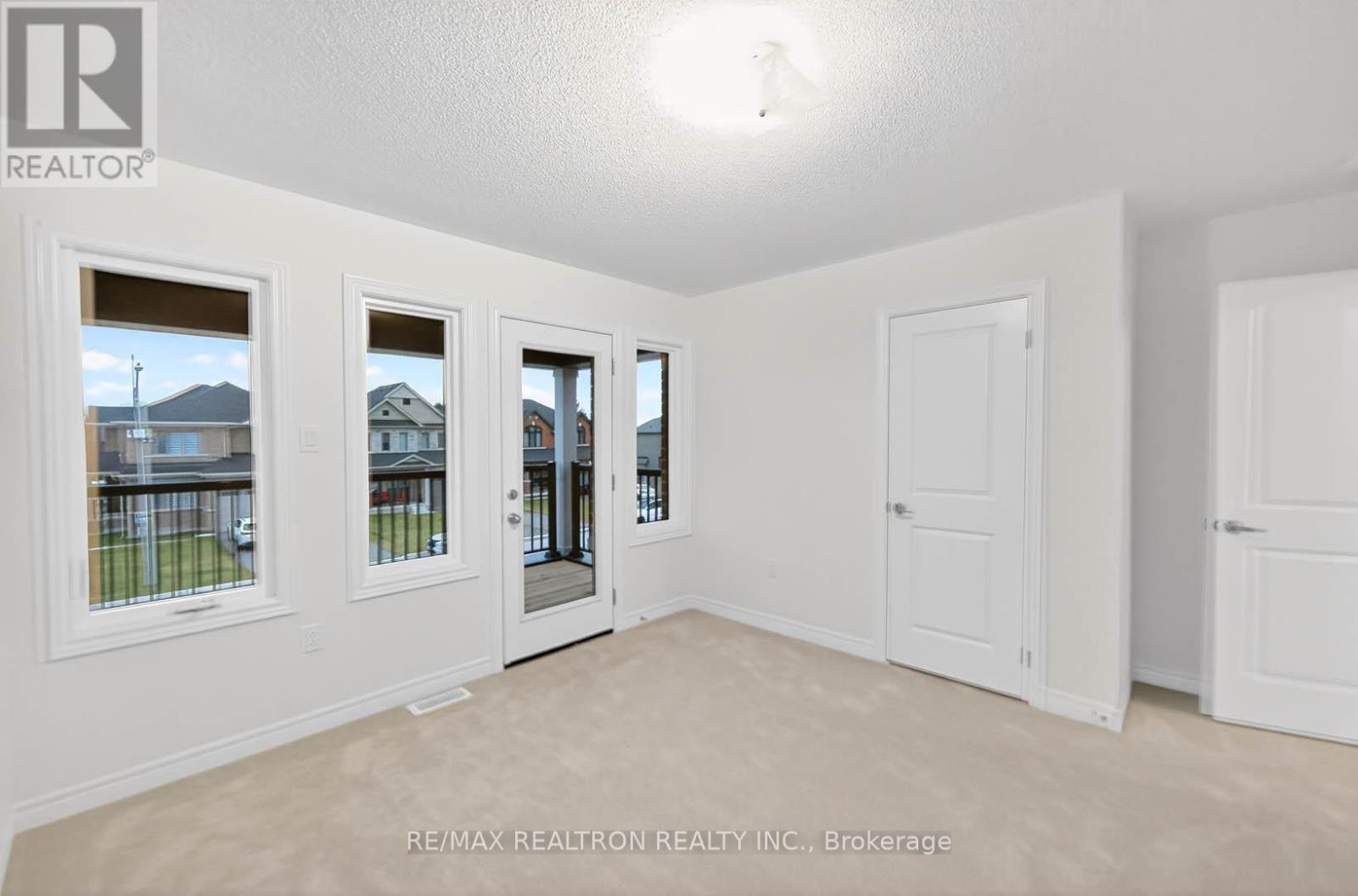 1 WAKEFIELD BOULEVARD - 31