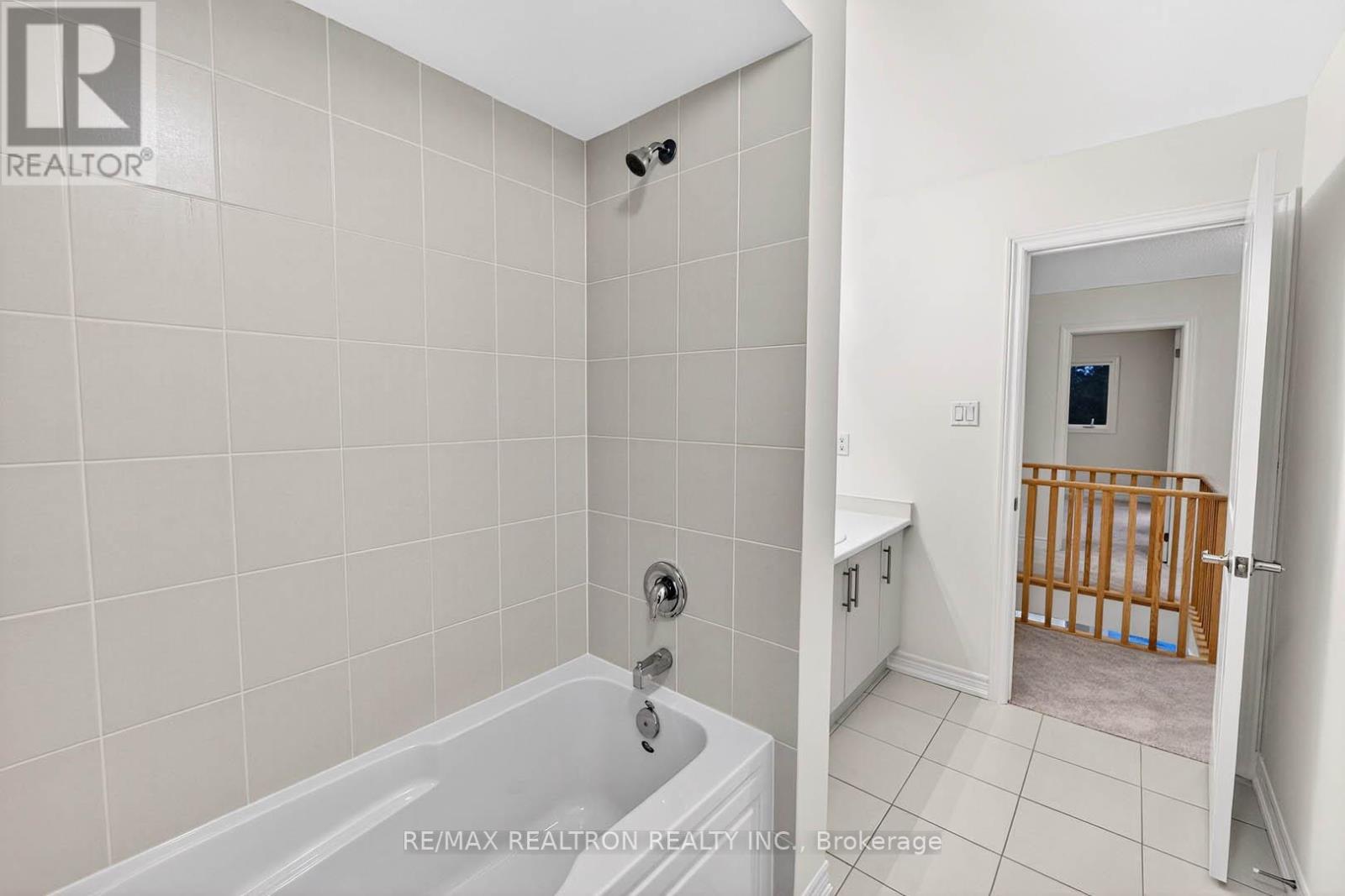 1 WAKEFIELD BOULEVARD - 39