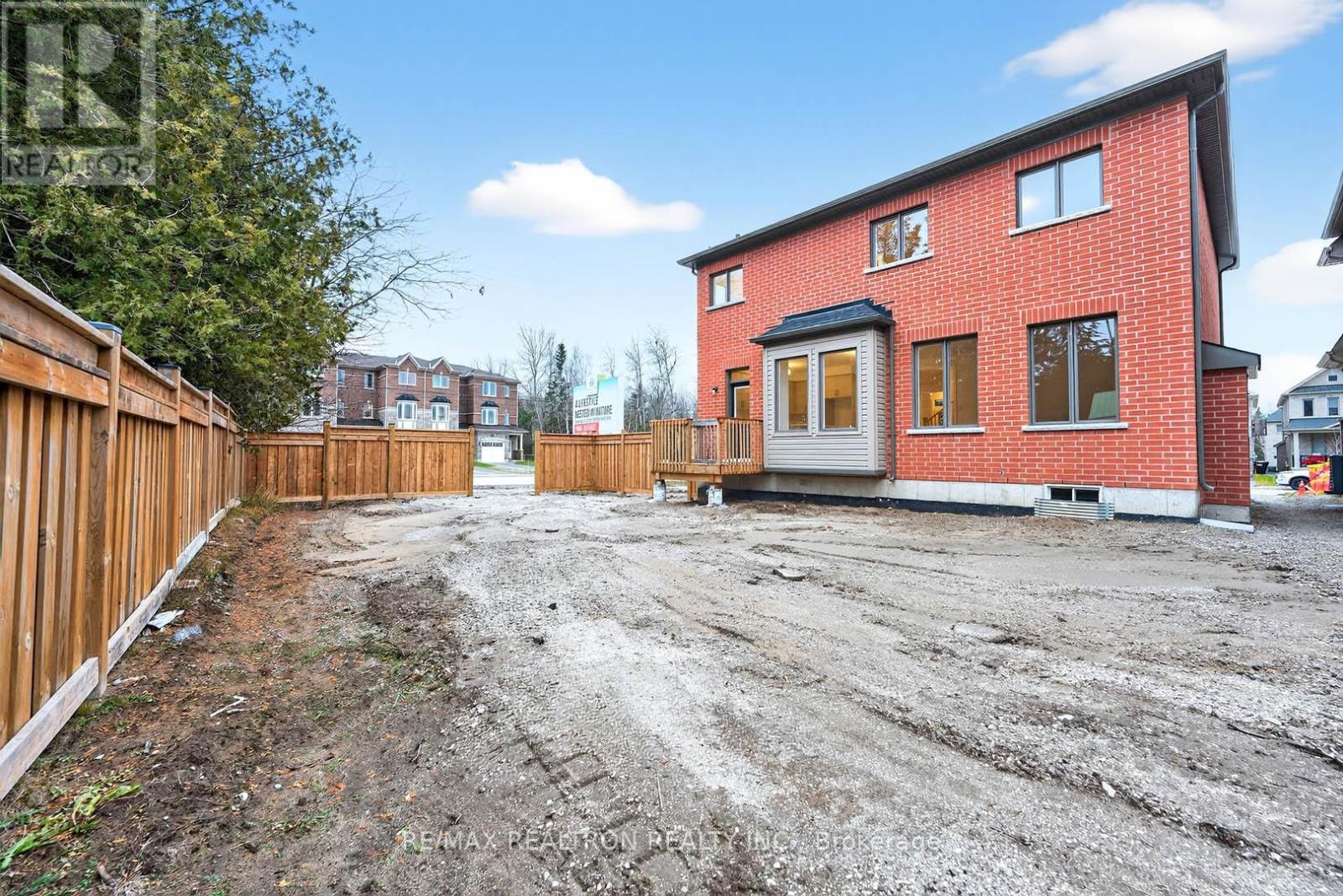 1 WAKEFIELD BOULEVARD - 46