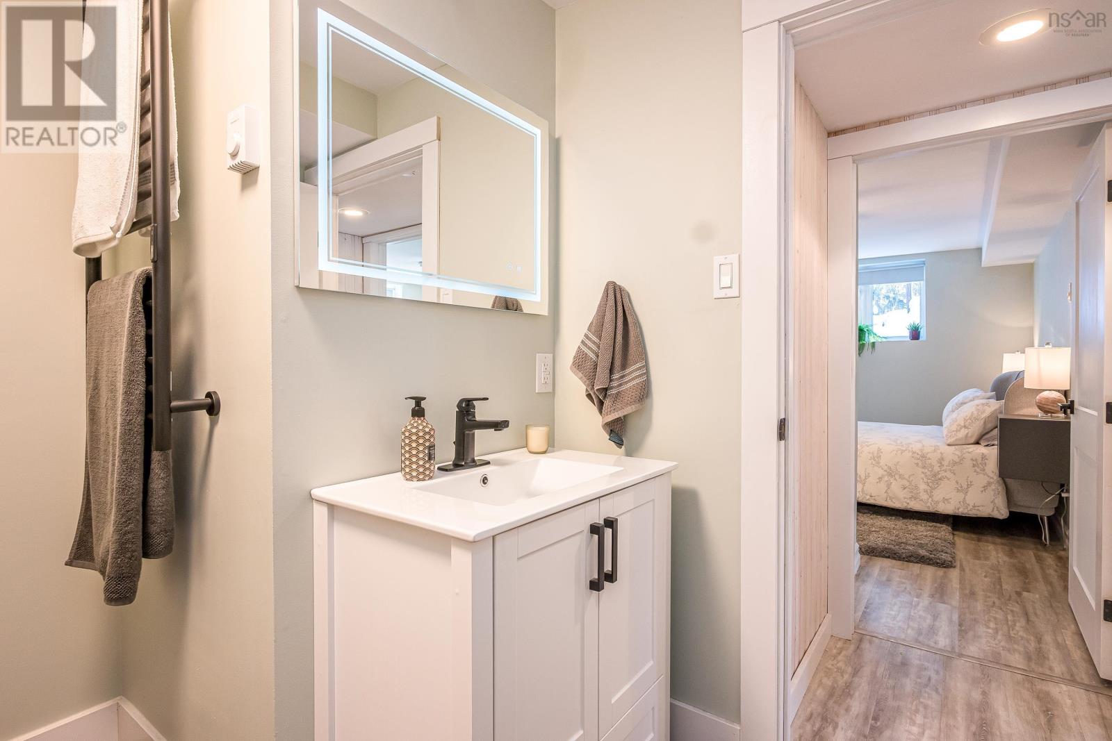 Property 26 of 38 of 14371 Highway 4