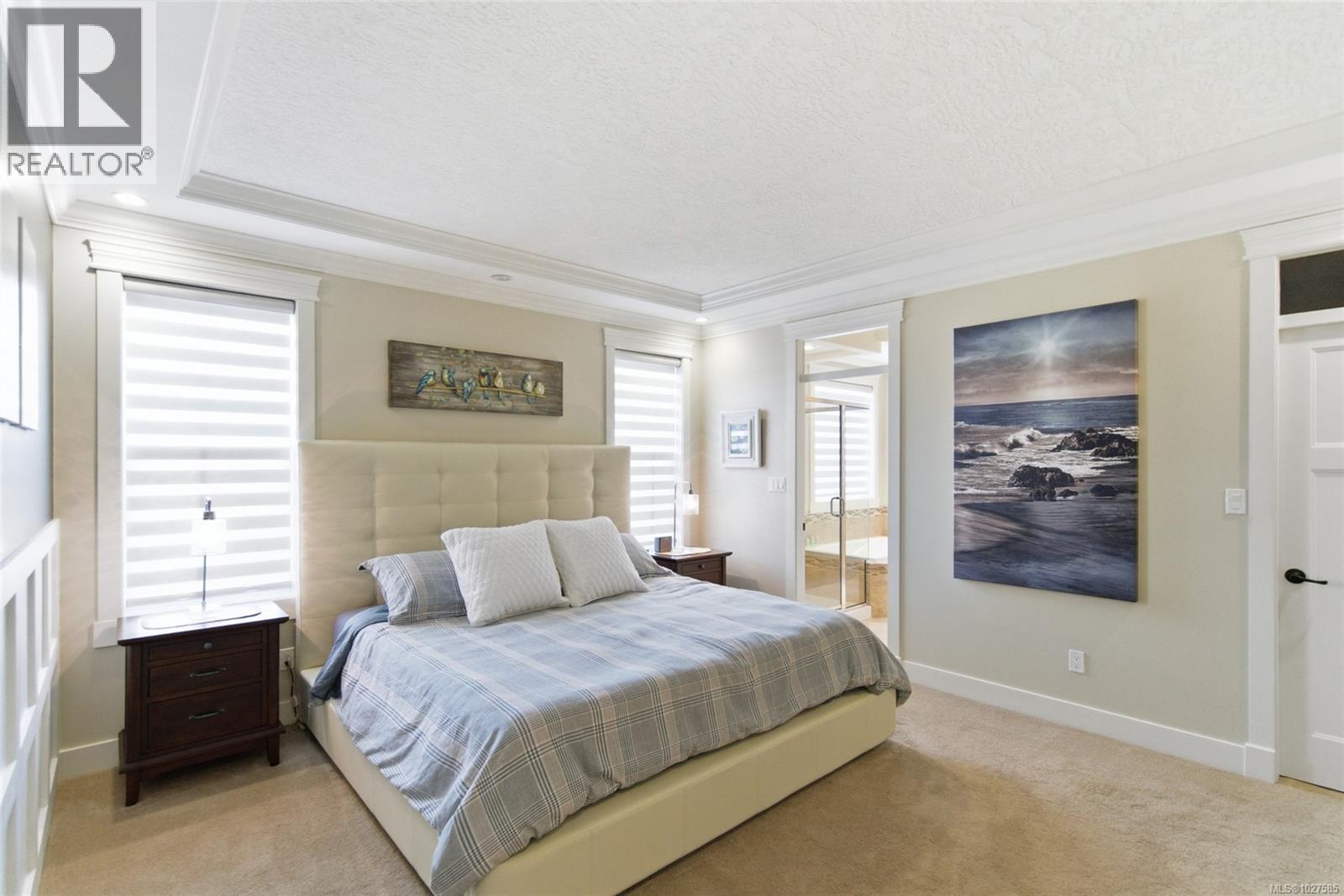 844 Mulholland Dr, Parksville