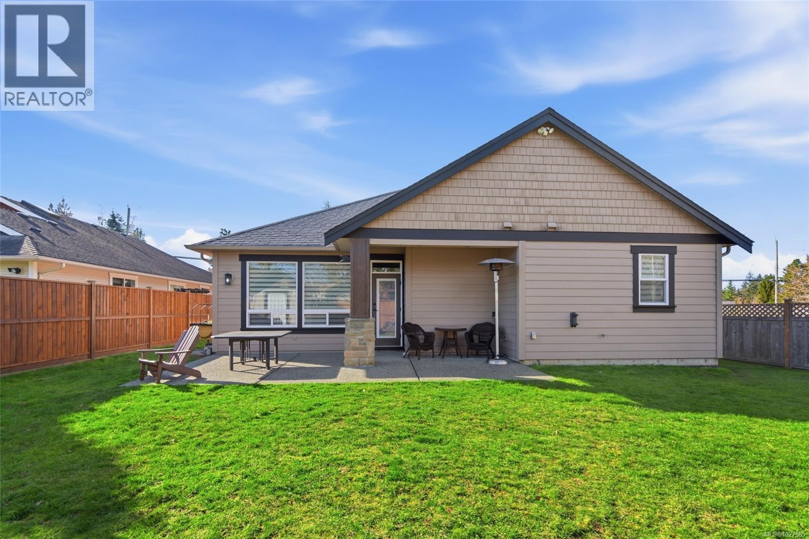 844 Mulholland Dr, Parksville