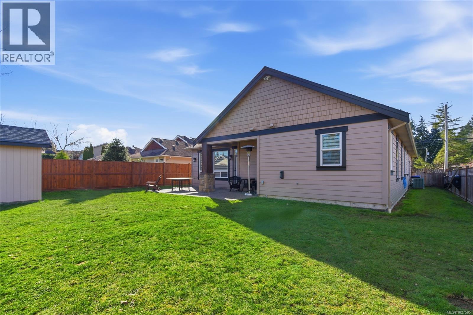 844 Mulholland Dr, Parksville