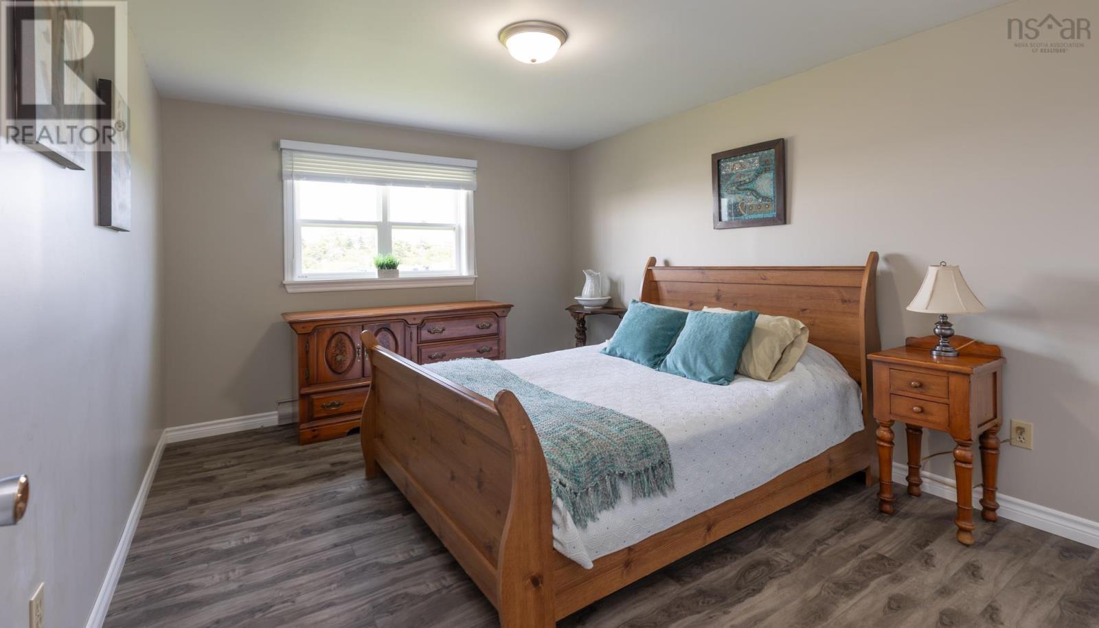 Property 40 of 49 of 926 Highway 304