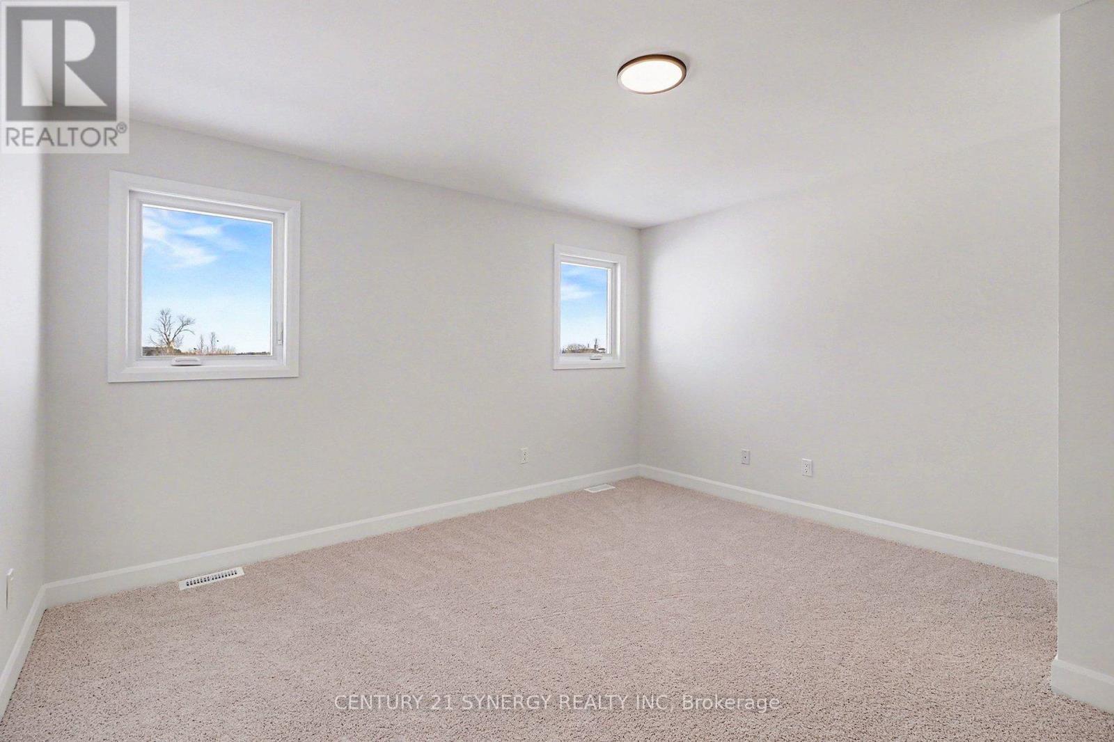 81 VILLENEUVE STREET - 18