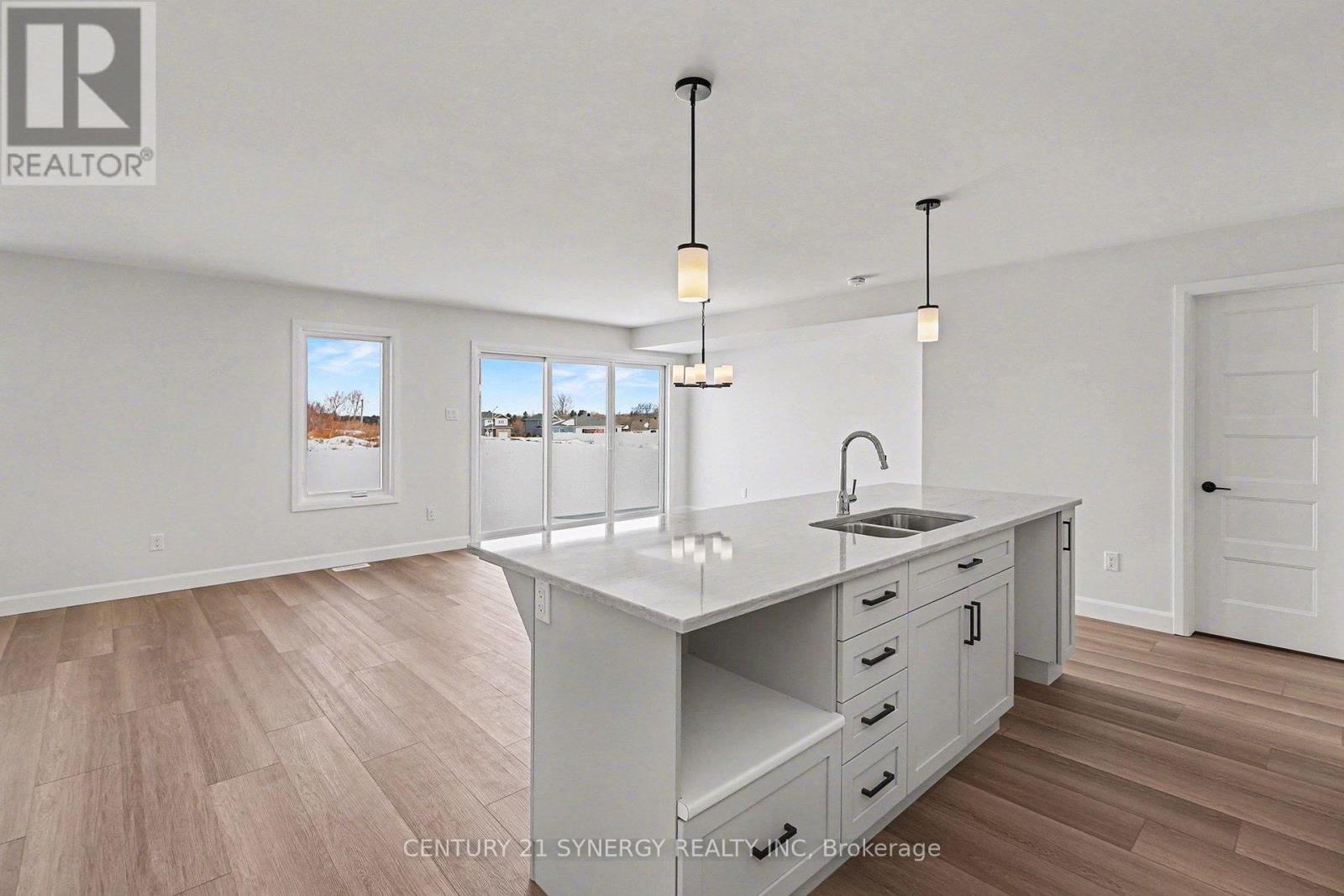 81 VILLENEUVE STREET - 9