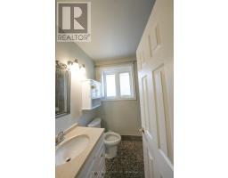 812 Kennedy Road, Toronto, ON M1K2C8 Photo 13