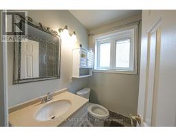 812 Kennedy Road, Toronto, ON M1K2C8 Photo 14