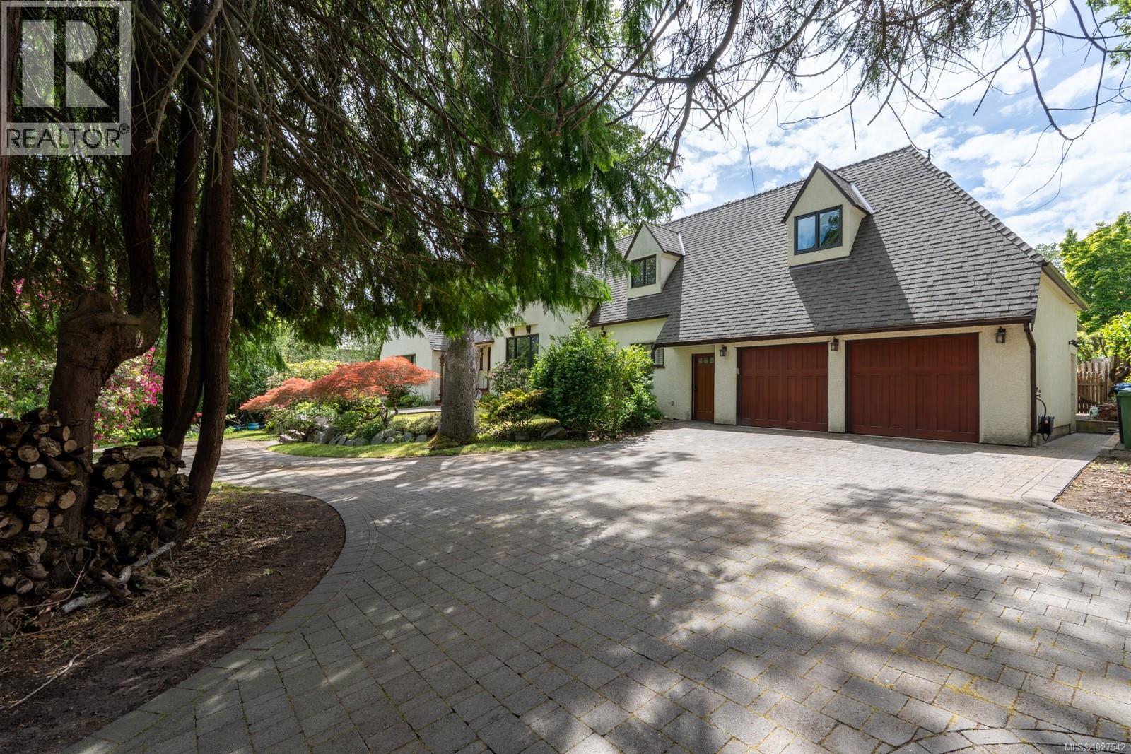  3290 Upper Terrace Road, Oak Bay