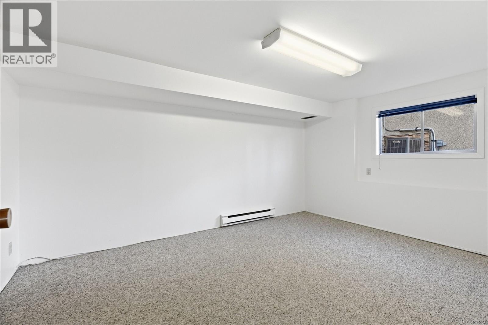  646 Ridgebank Crescent, Saanich