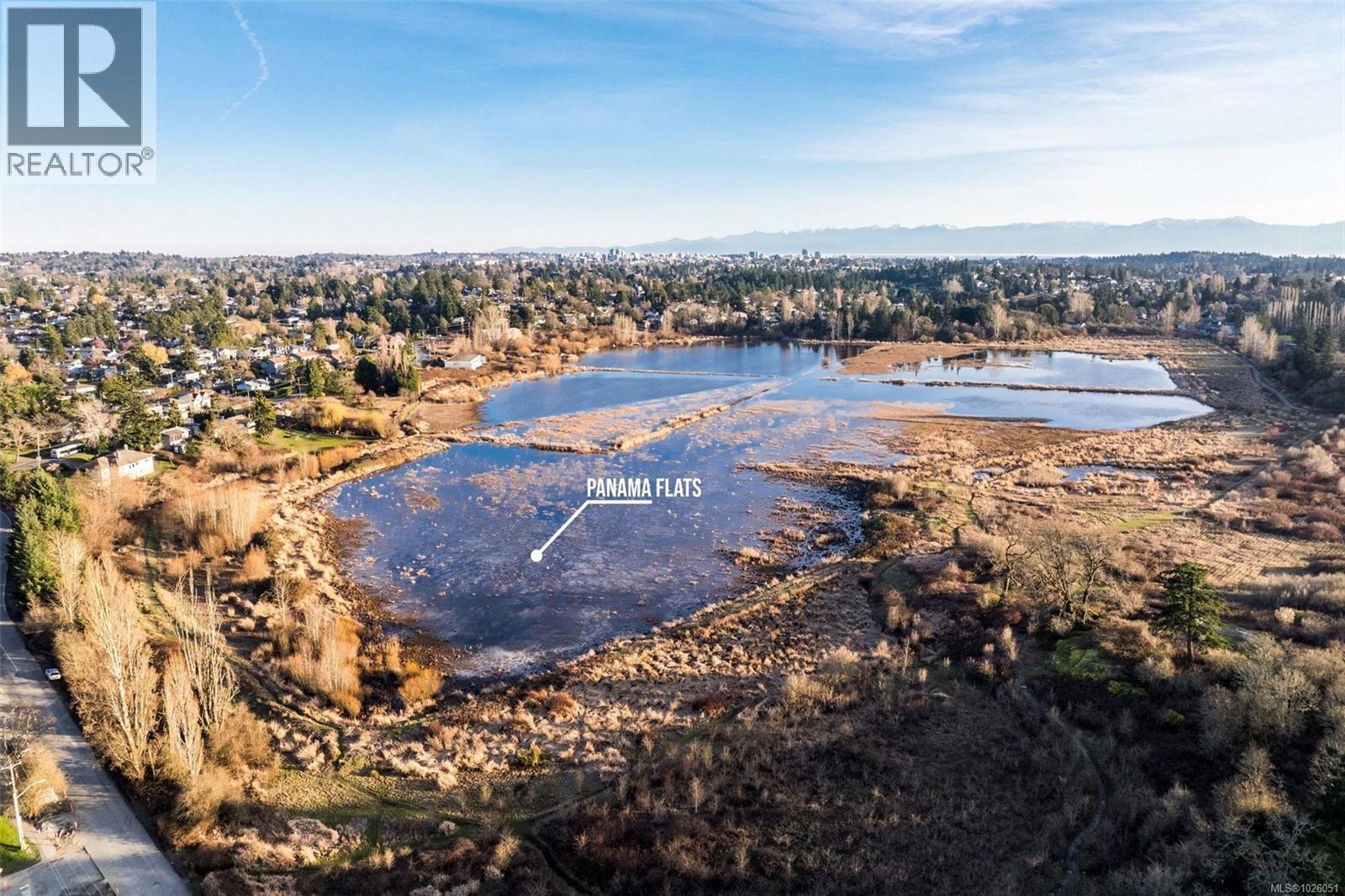  646 Ridgebank Crescent, Saanich