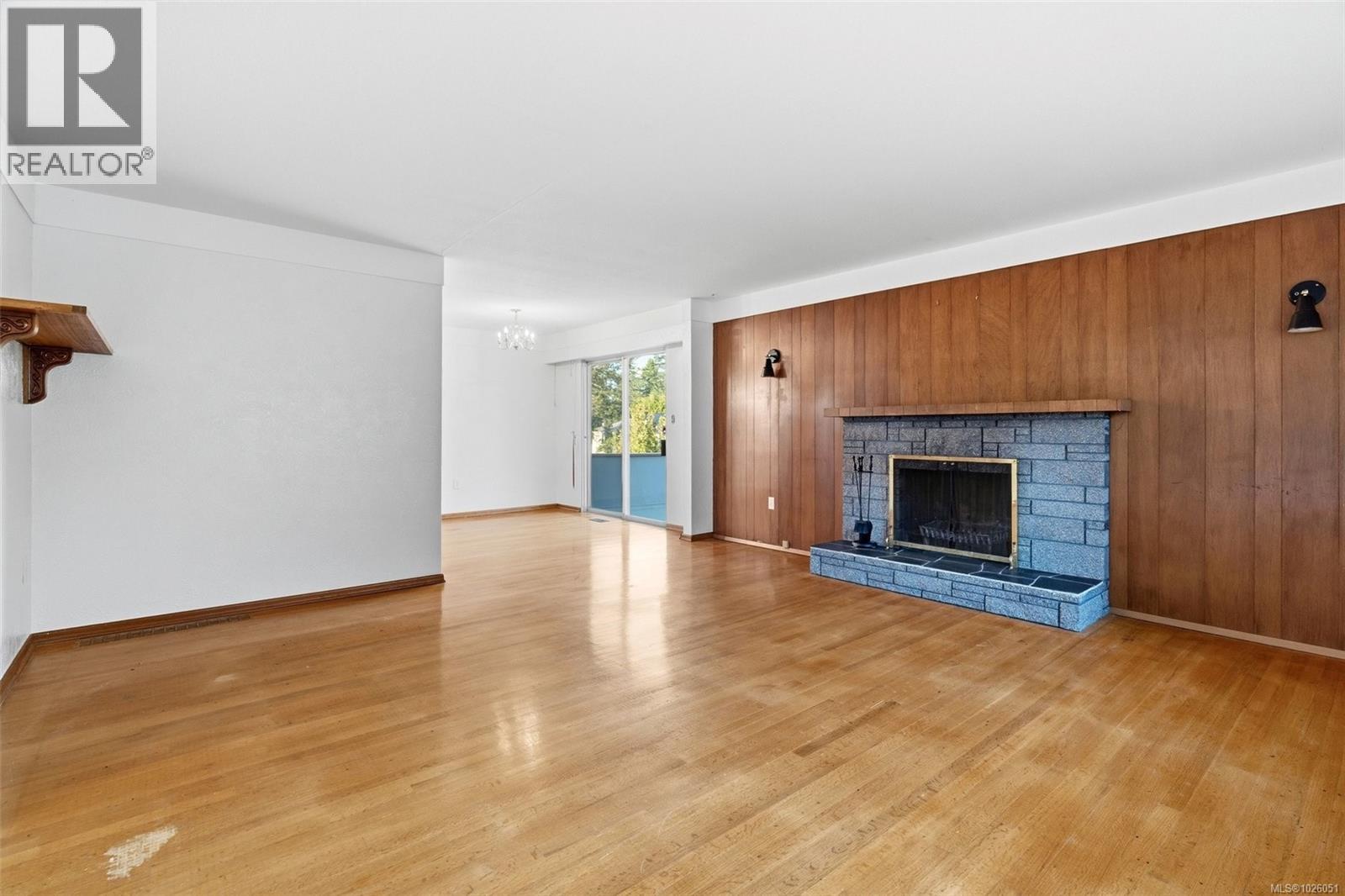  646 Ridgebank Crescent, Saanich