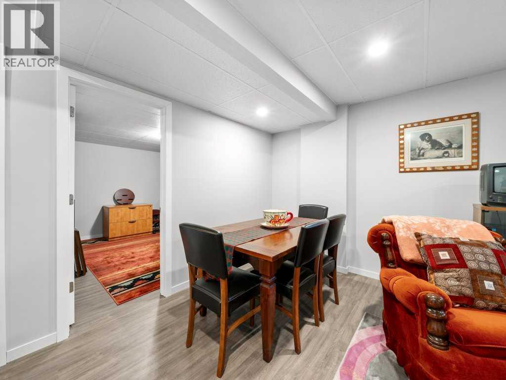 
          33 Amery Green
            <br/>
            <span>Crossfield</span>
            , 
            <span>AB</span>
             <span>T0M0S0</span>
         - Photo 27