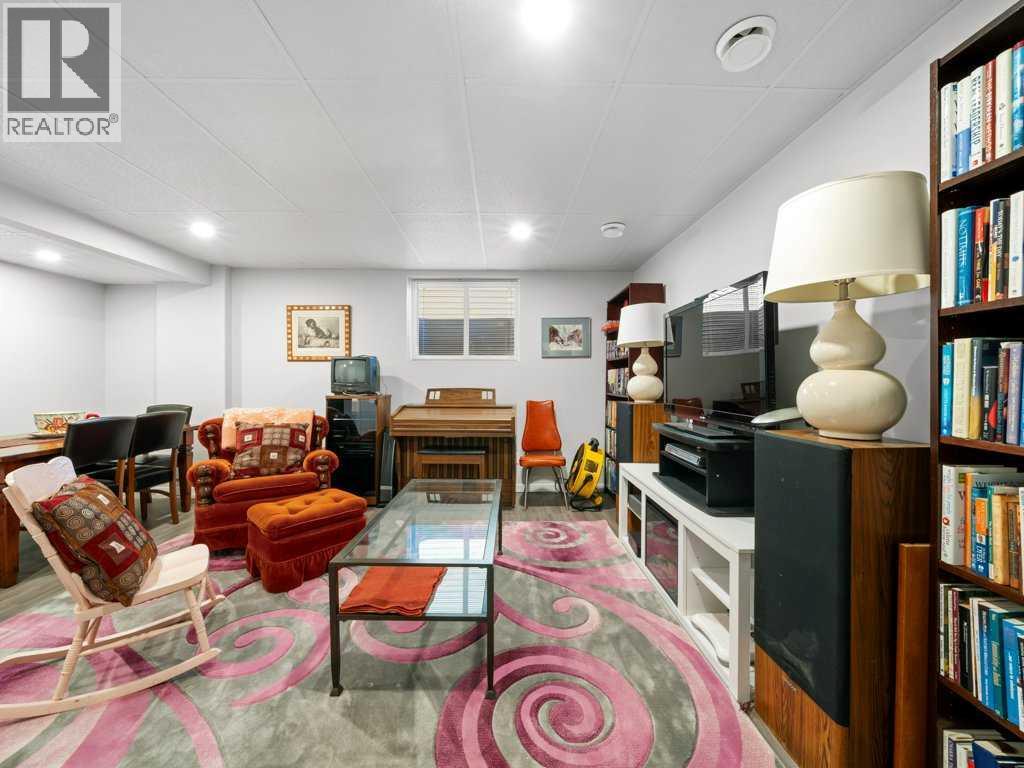 
          33 Amery Green
            <br/>
            <span>Crossfield</span>
            , 
            <span>AB</span>
             <span>T0M0S0</span>
         - Photo 26