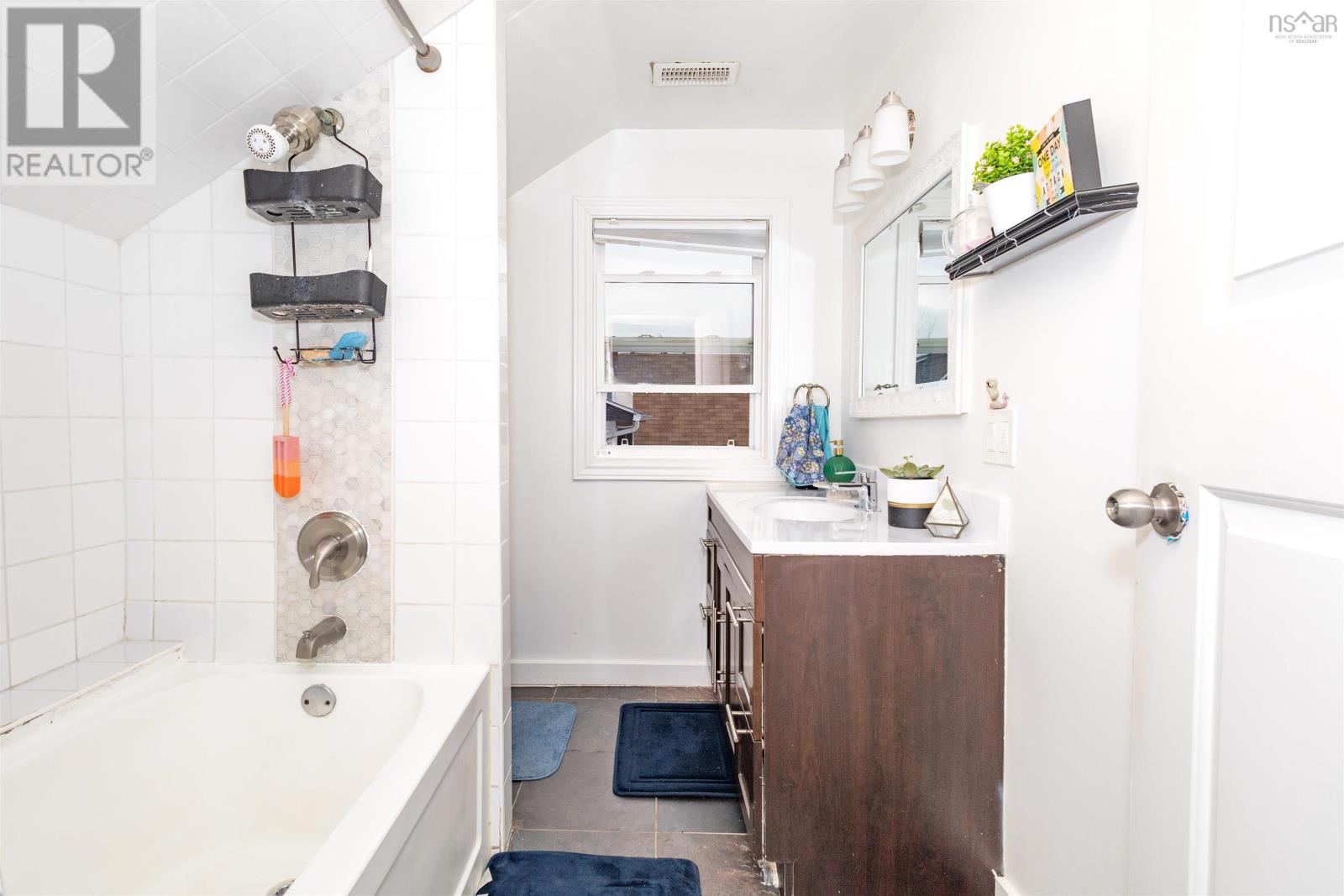 Property 13 of 22 of 31 Stornaway Street