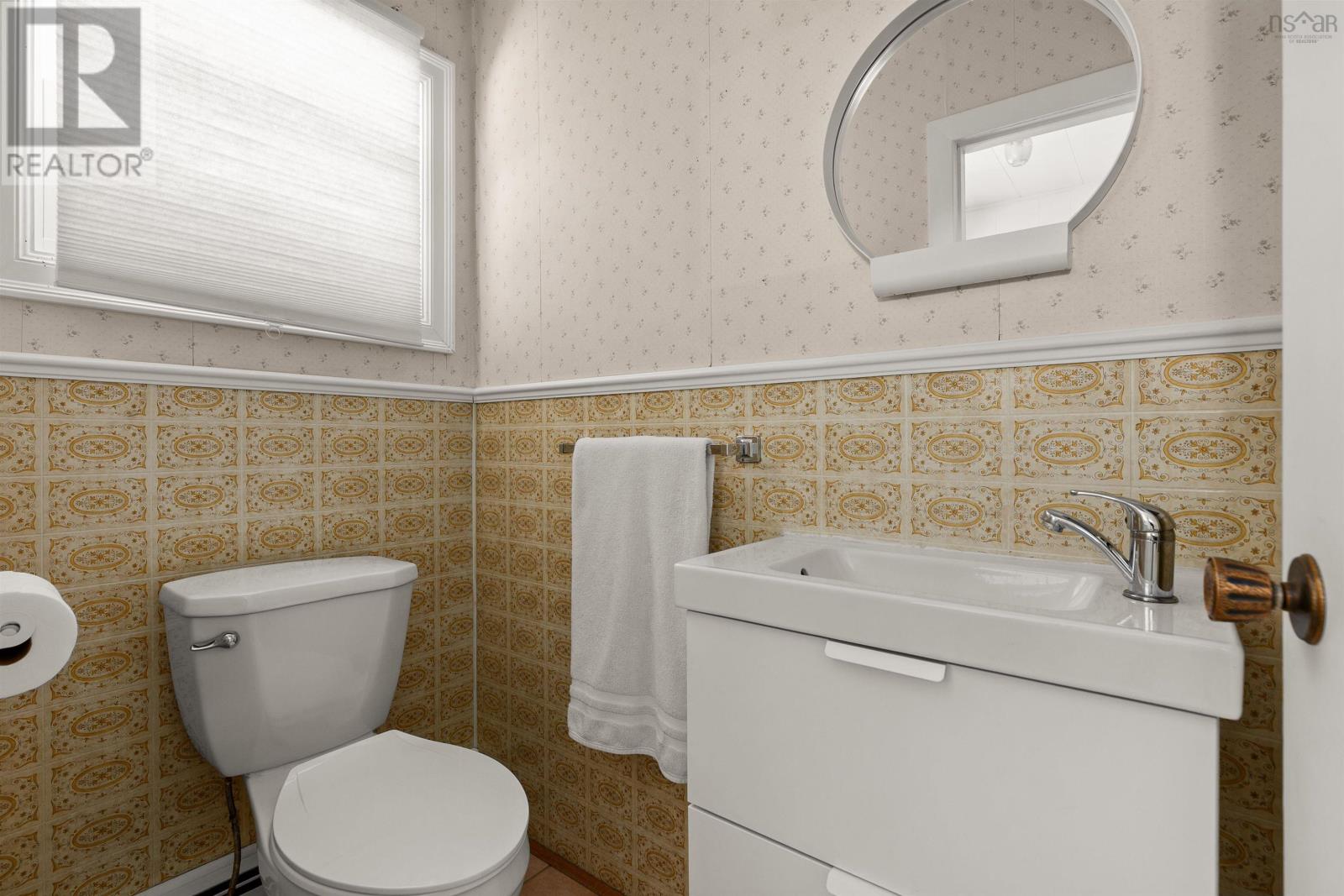 Property 18 of 34 of 178 Victoria Road