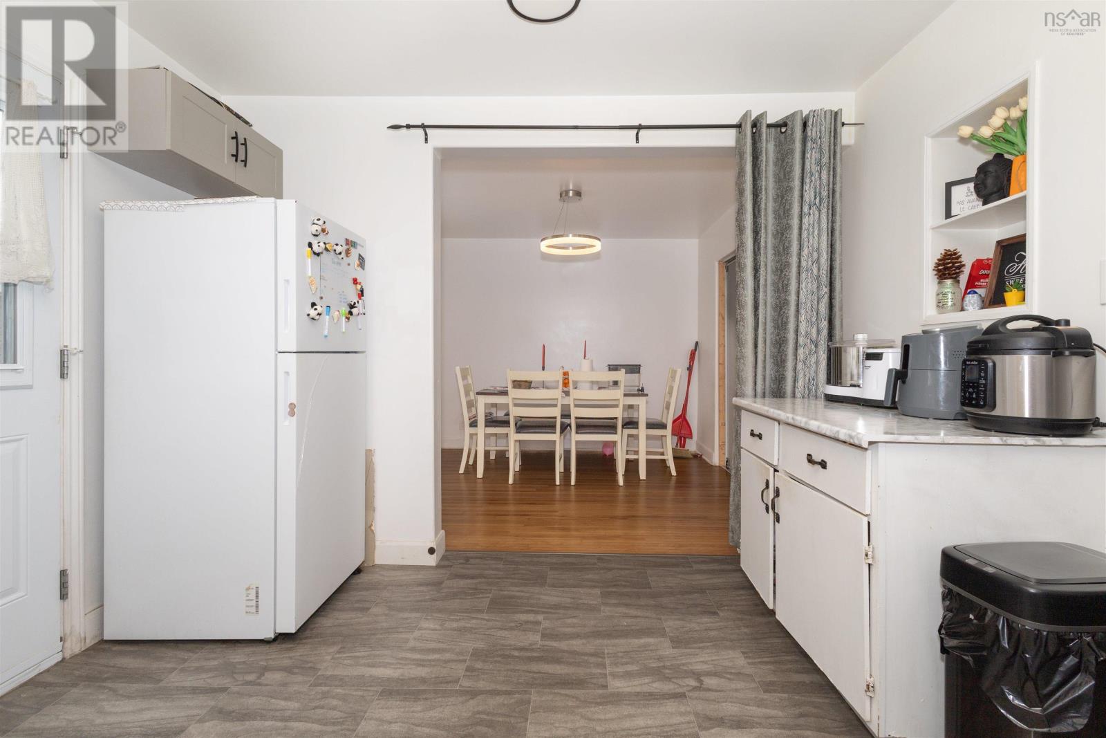 Property 10 of 22 of 31 Stornaway Street