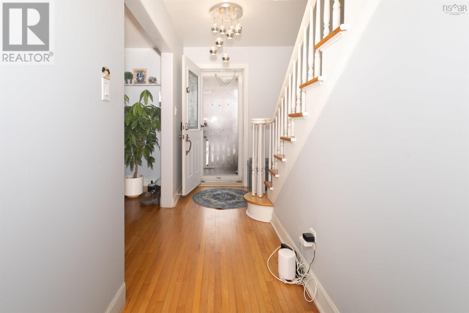 Property 8 of 22 of 31 Stornaway Street