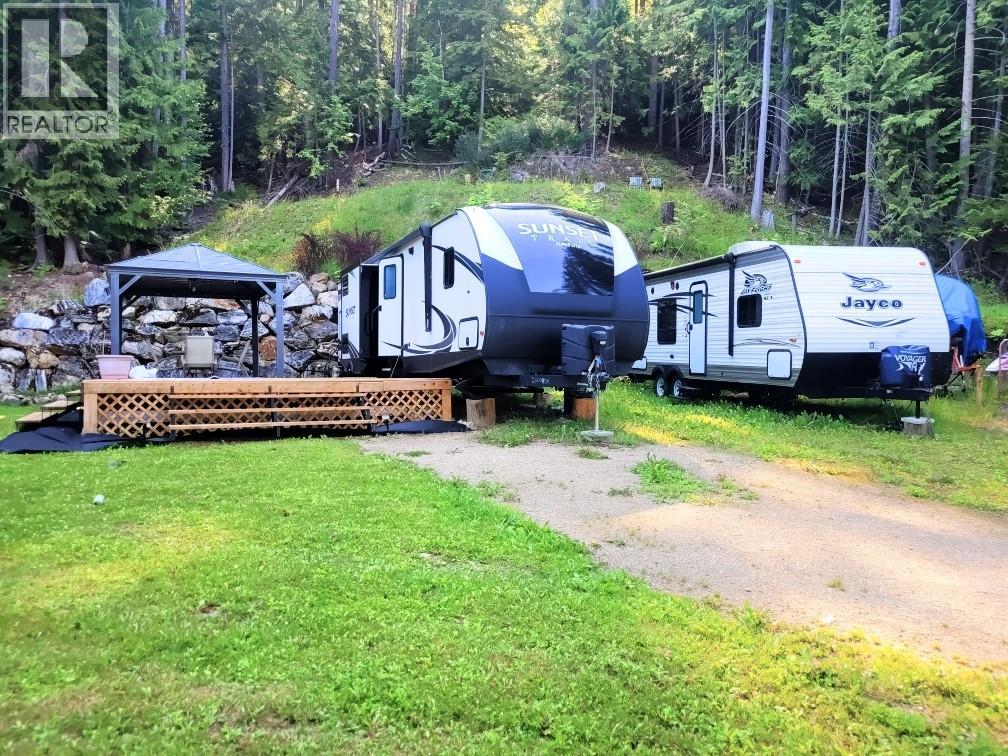 483 Bayview Road, Nakusp