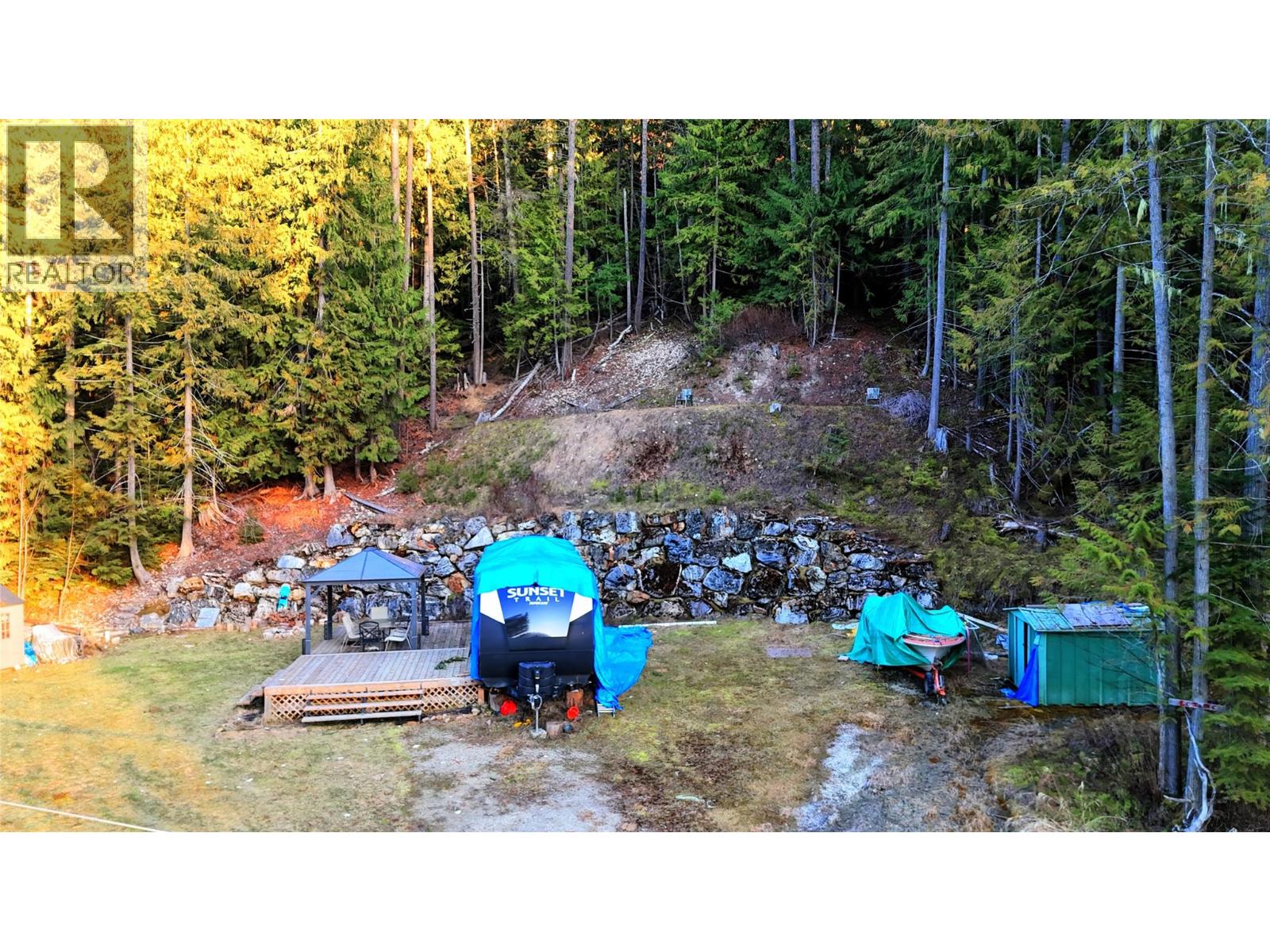 483 Bayview Road, Nakusp