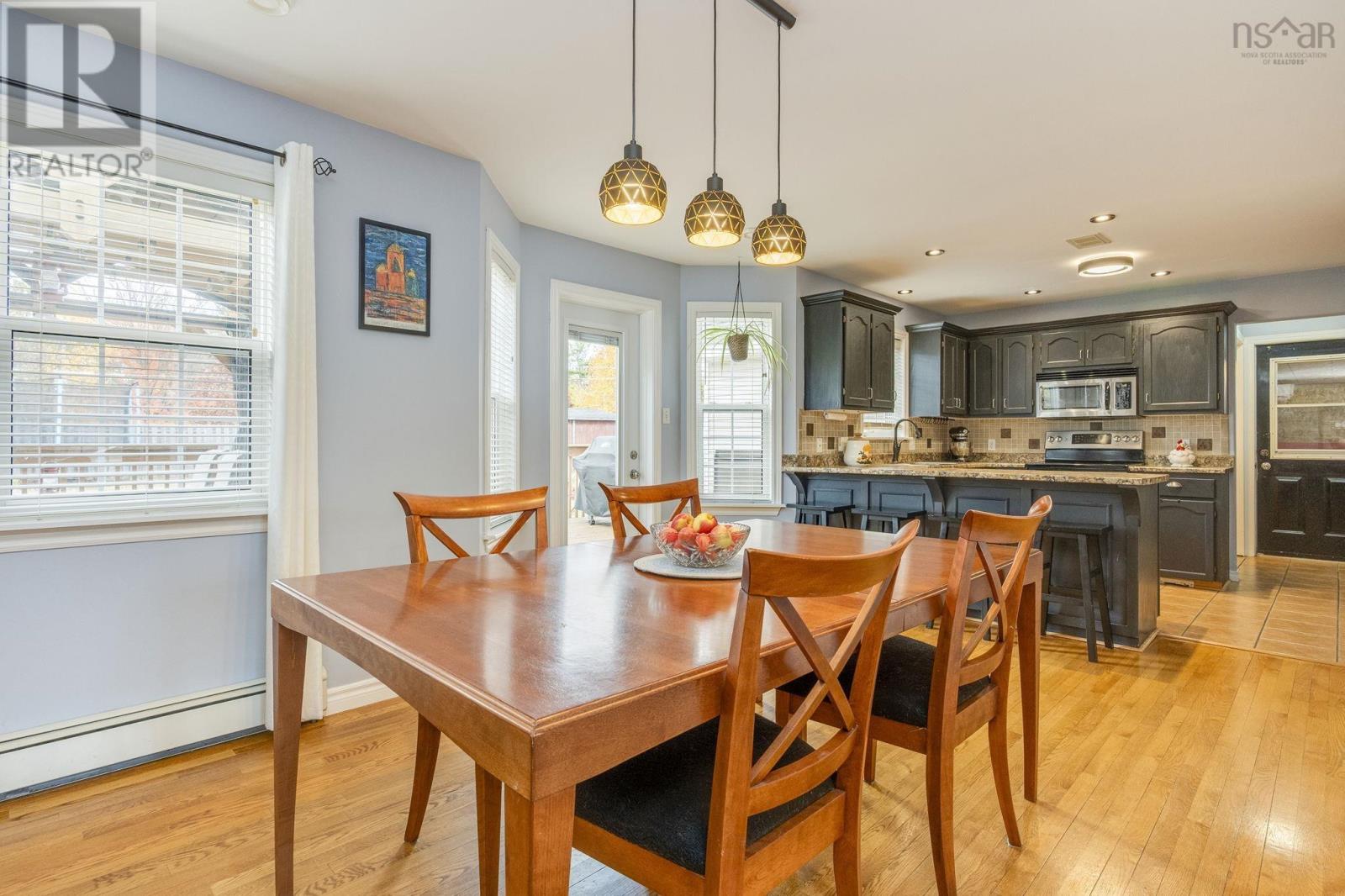 Property 13 of 47 of 550 Heather Crescent