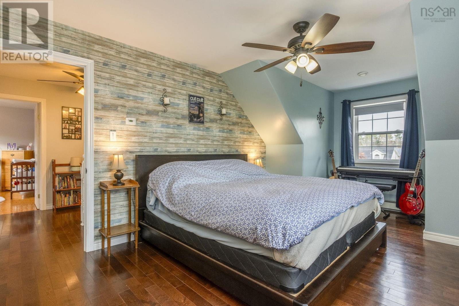 Property 25 of 47 of 550 Heather Crescent