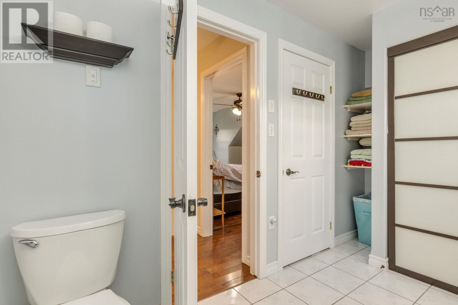 Property 34 of 47 of 550 Heather Crescent