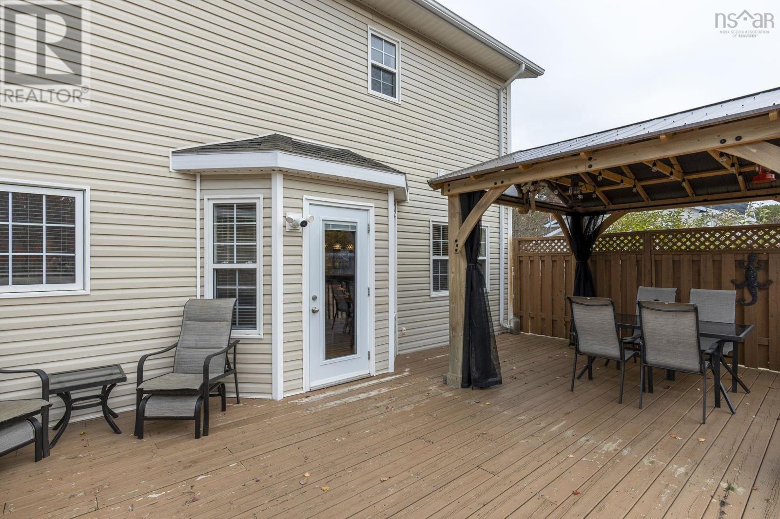 Property 44 of 47 of 550 Heather Crescent