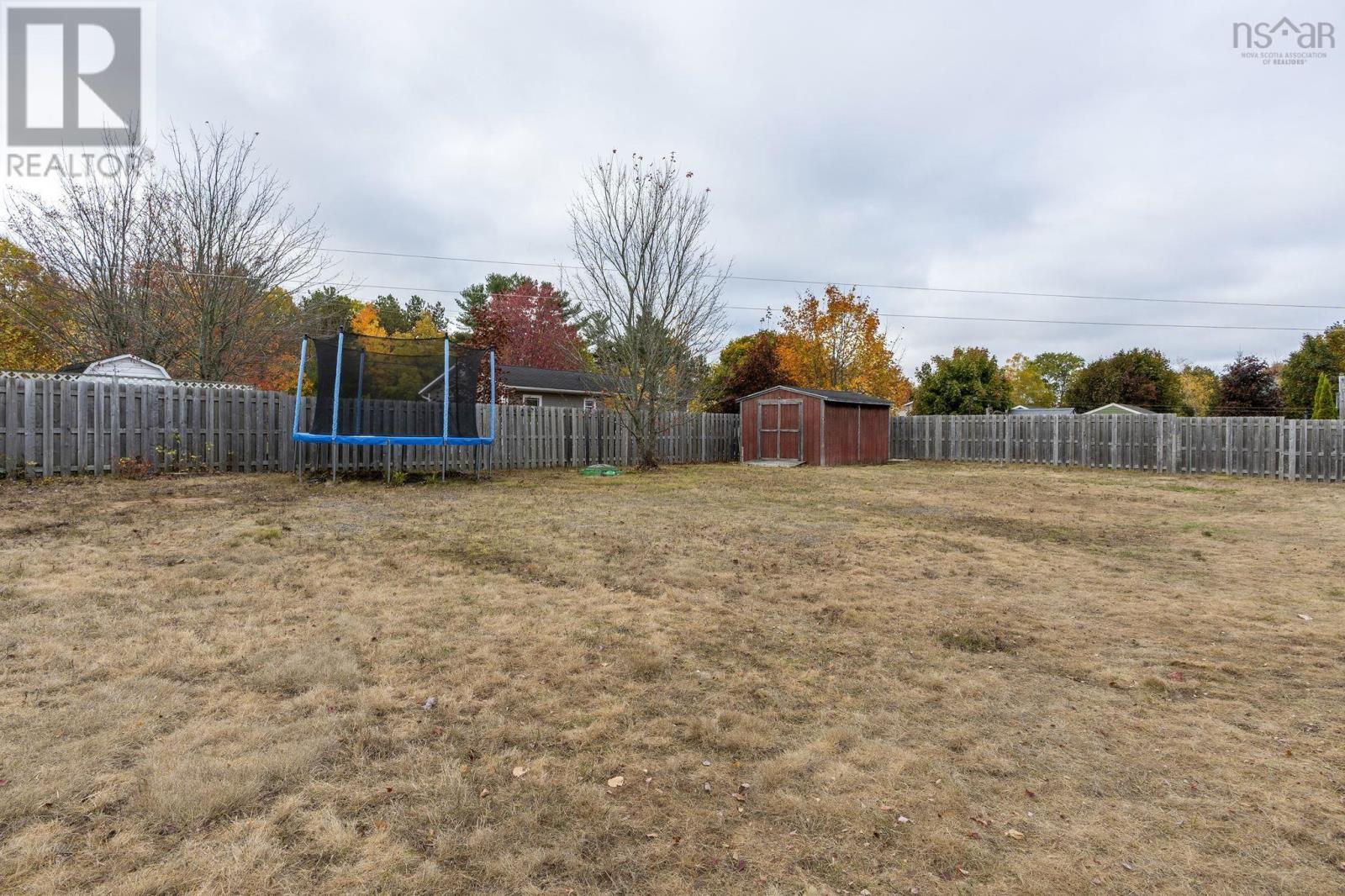 Property 7 of 47 of 550 Heather Crescent