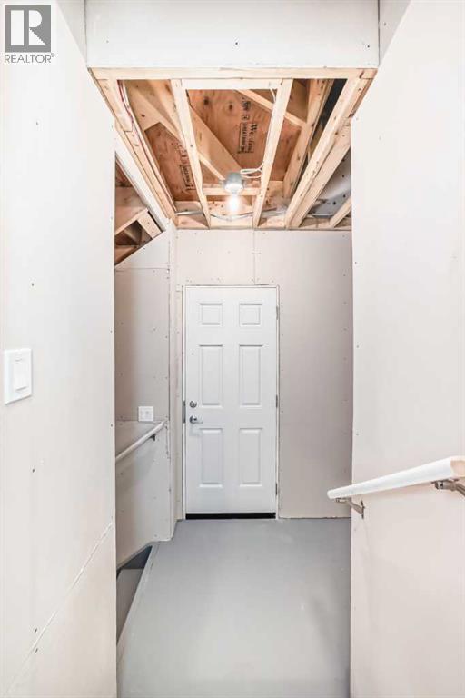 Single Family House for Sale in  Hotchkiss Drive SE Hotchkiss Calgary 