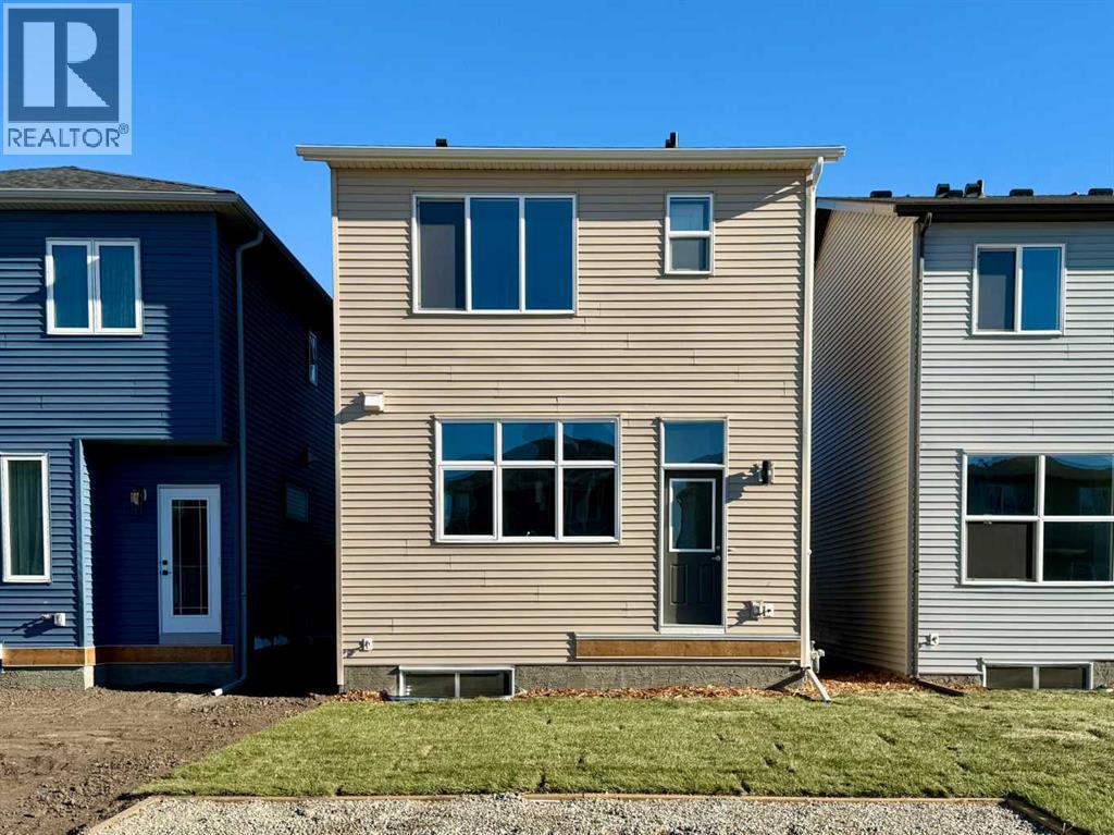 Single Family House for Sale in  Hotchkiss Drive SE Hotchkiss Calgary 