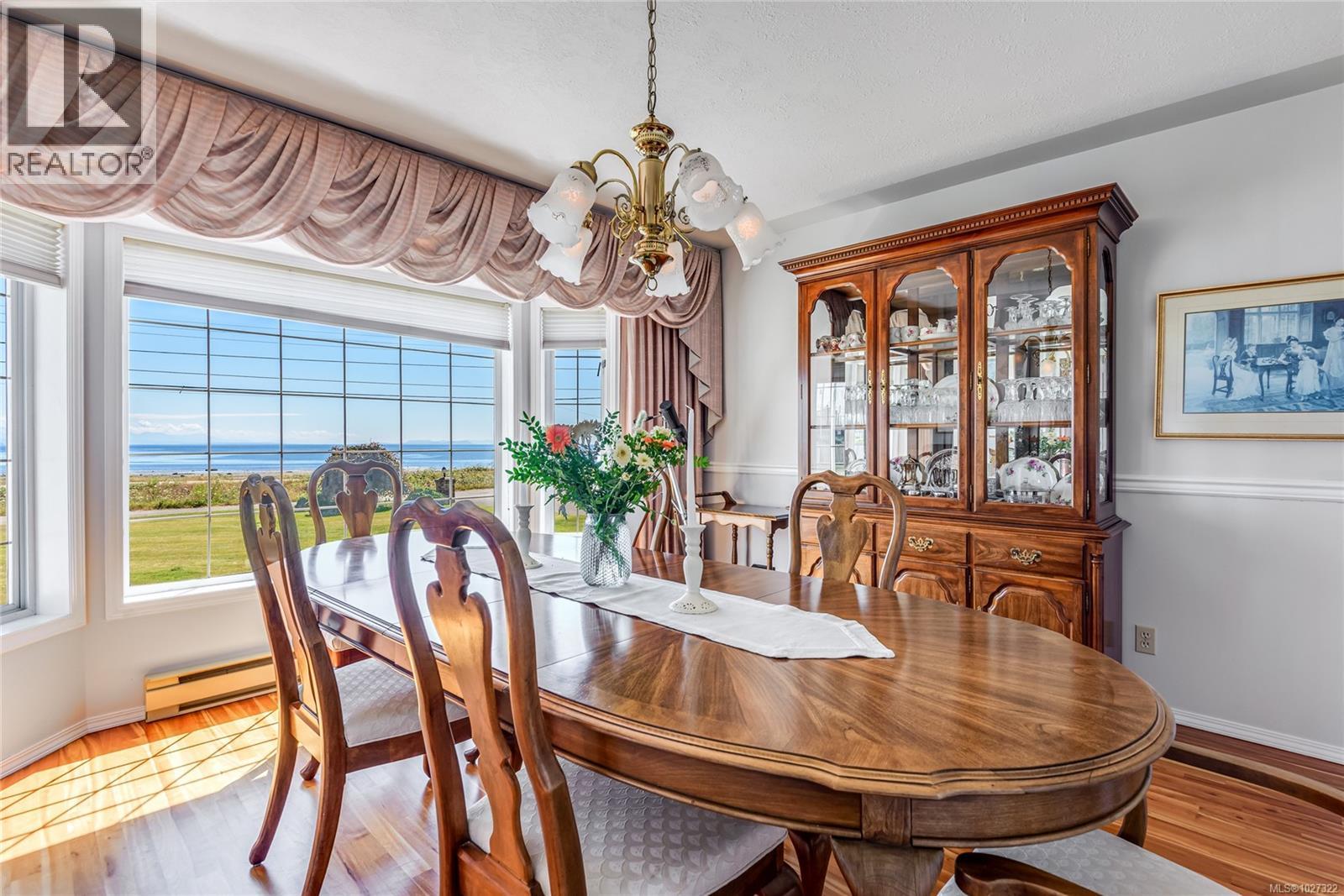 3816 Island Hwy S, Campbell River