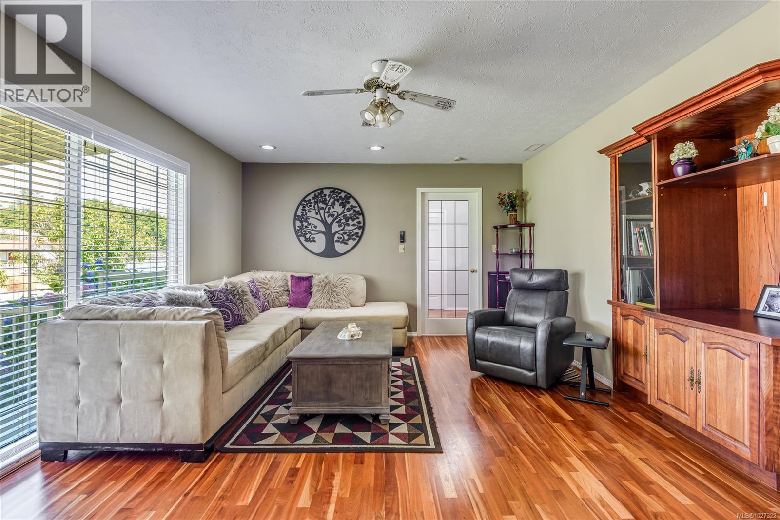 3816 Island Hwy S, Campbell River