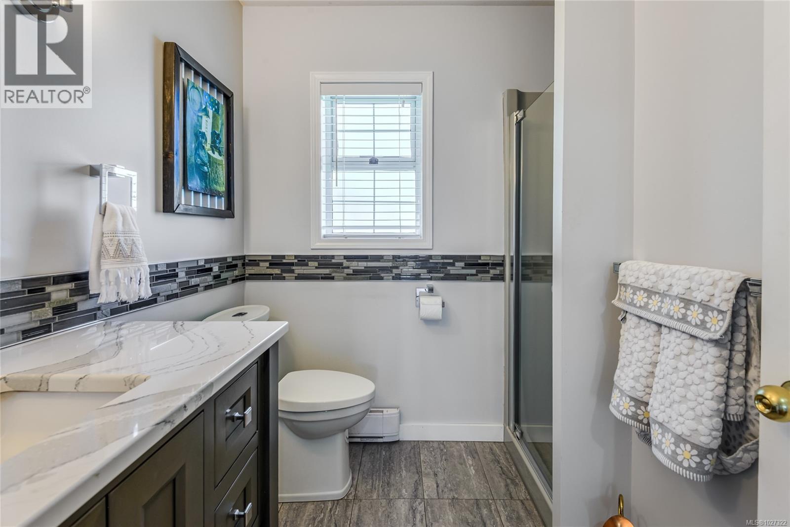 3816 Island Hwy S, Campbell River