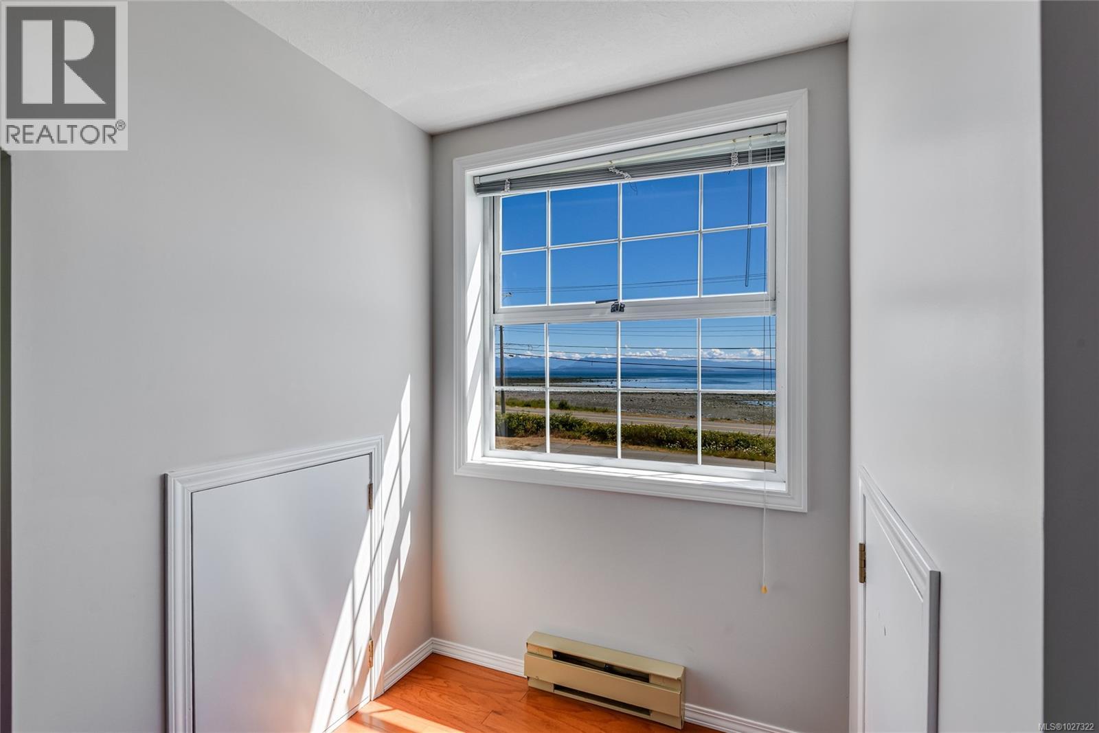 3816 Island Hwy S, Campbell River