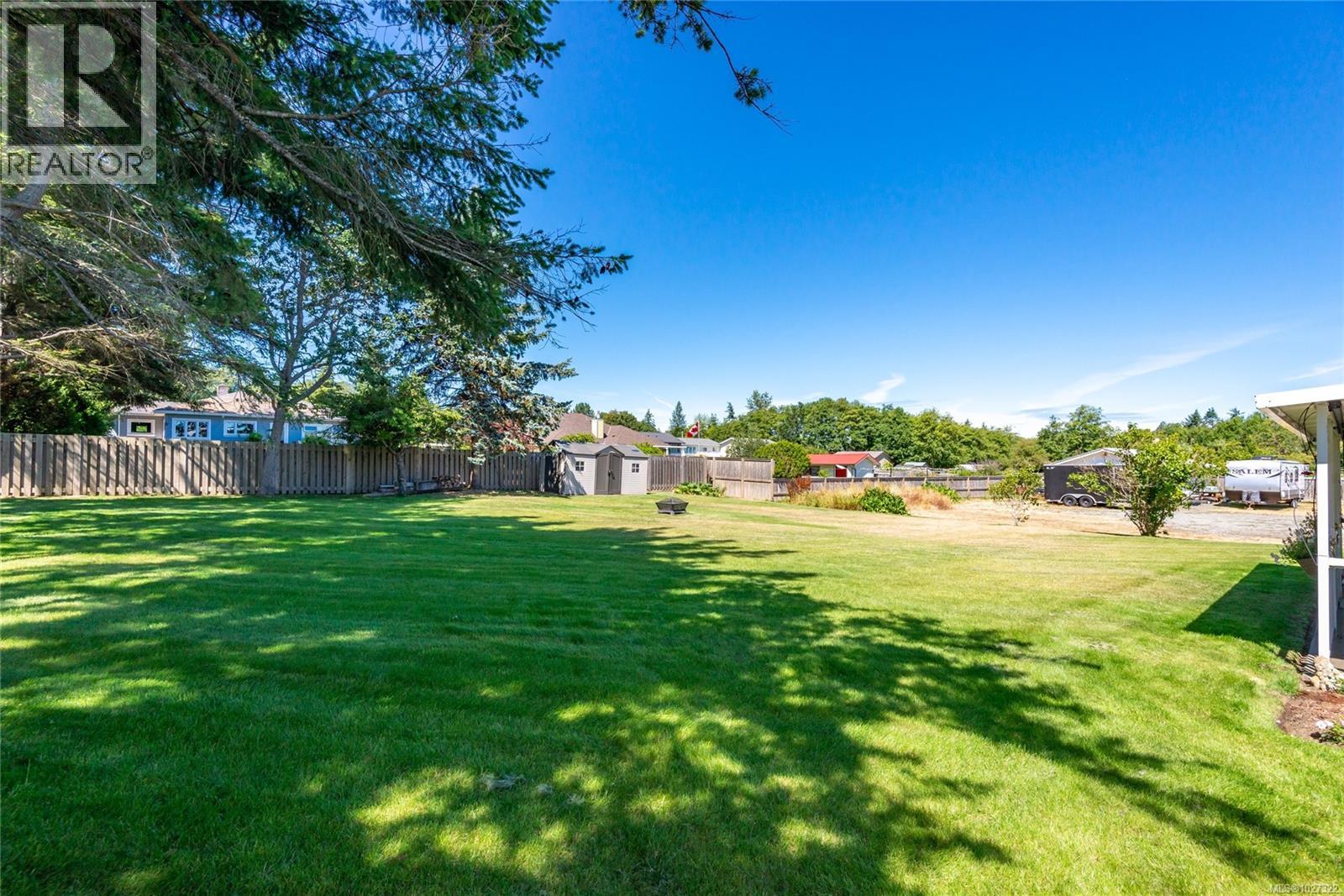 3816 Island Hwy S, Campbell River