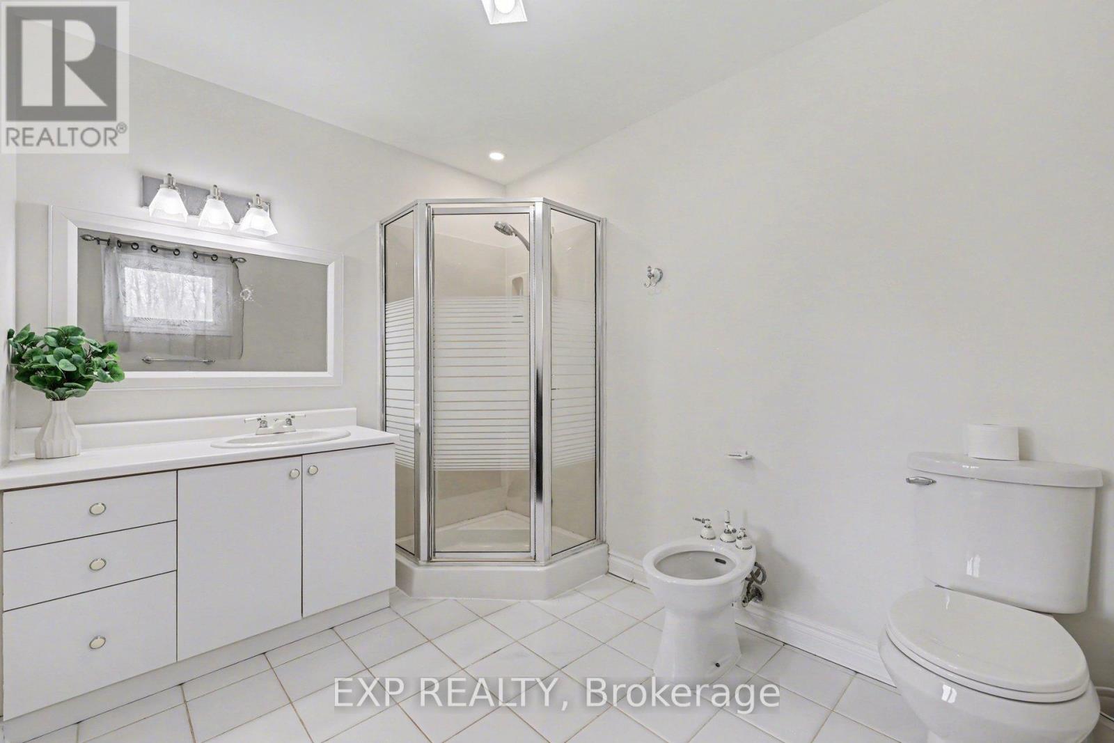 5749 KNIGHTS DRIVE, Ottawa, Ontario