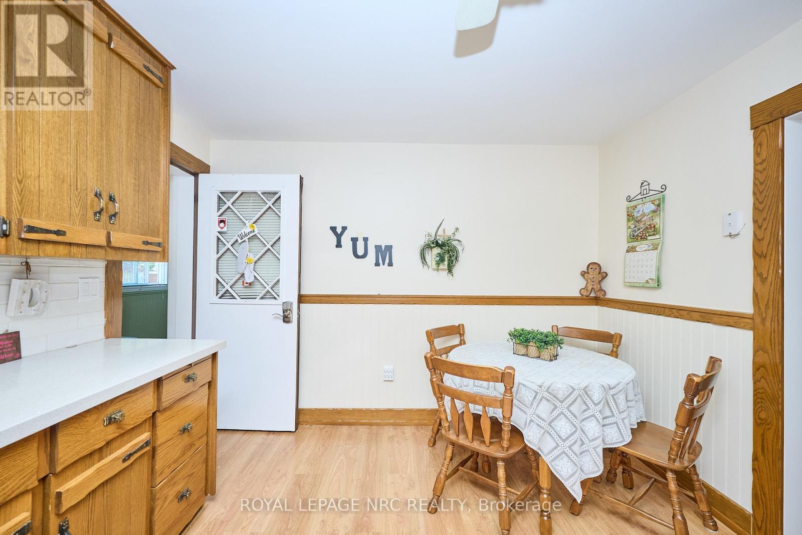 4013 WELLAND STREET - 7