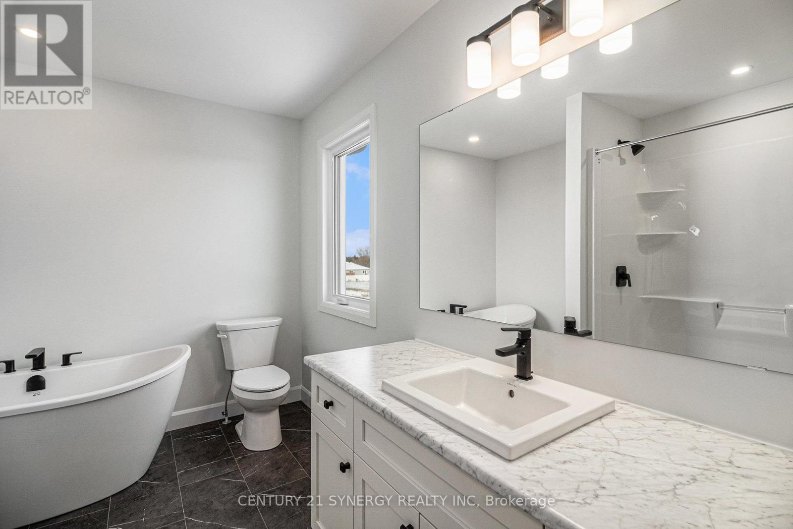 85 VILLENEUVE STREET, North Stormont, Ontario