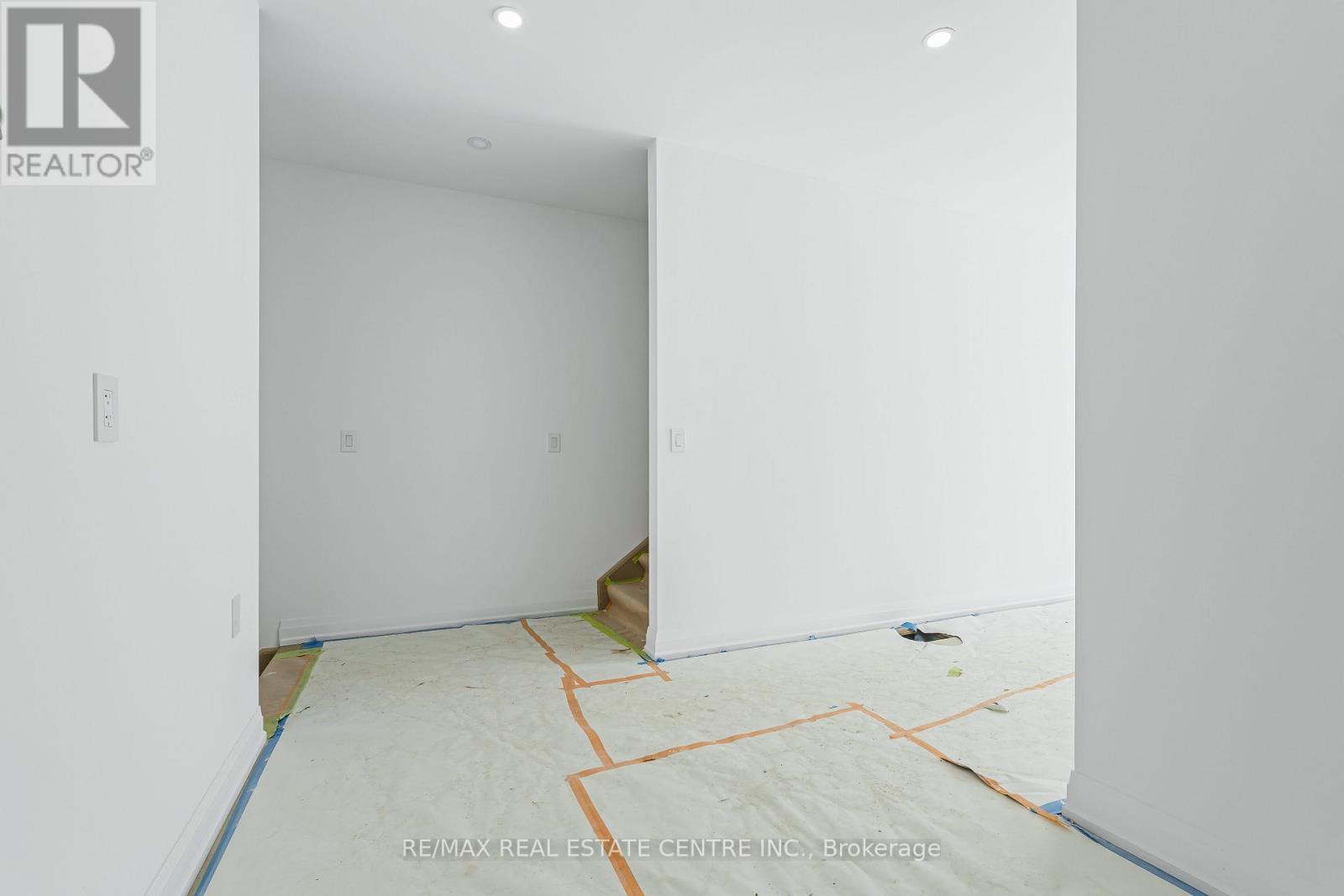 19 JAMES STREET - 11