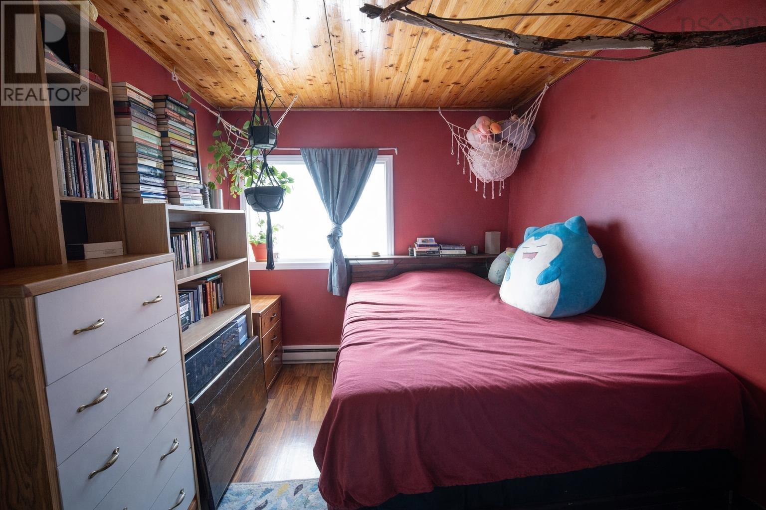 Property 12 of 20 of 68 Ridgevalley Road