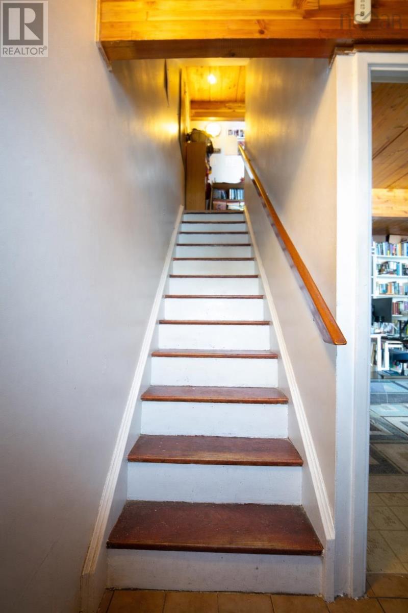 Property 20 of 20 of 68 Ridgevalley Road