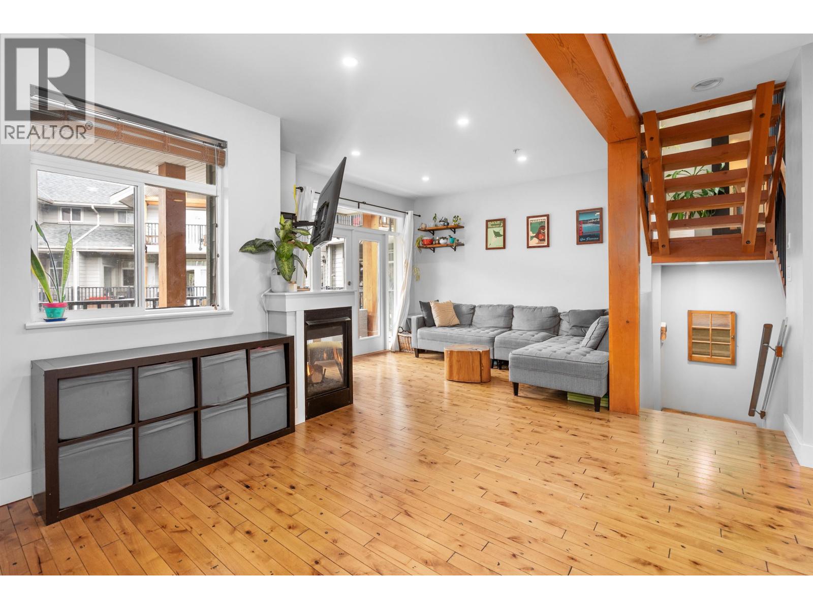 19 39758 GOVERNMENT ROAD, Squamish